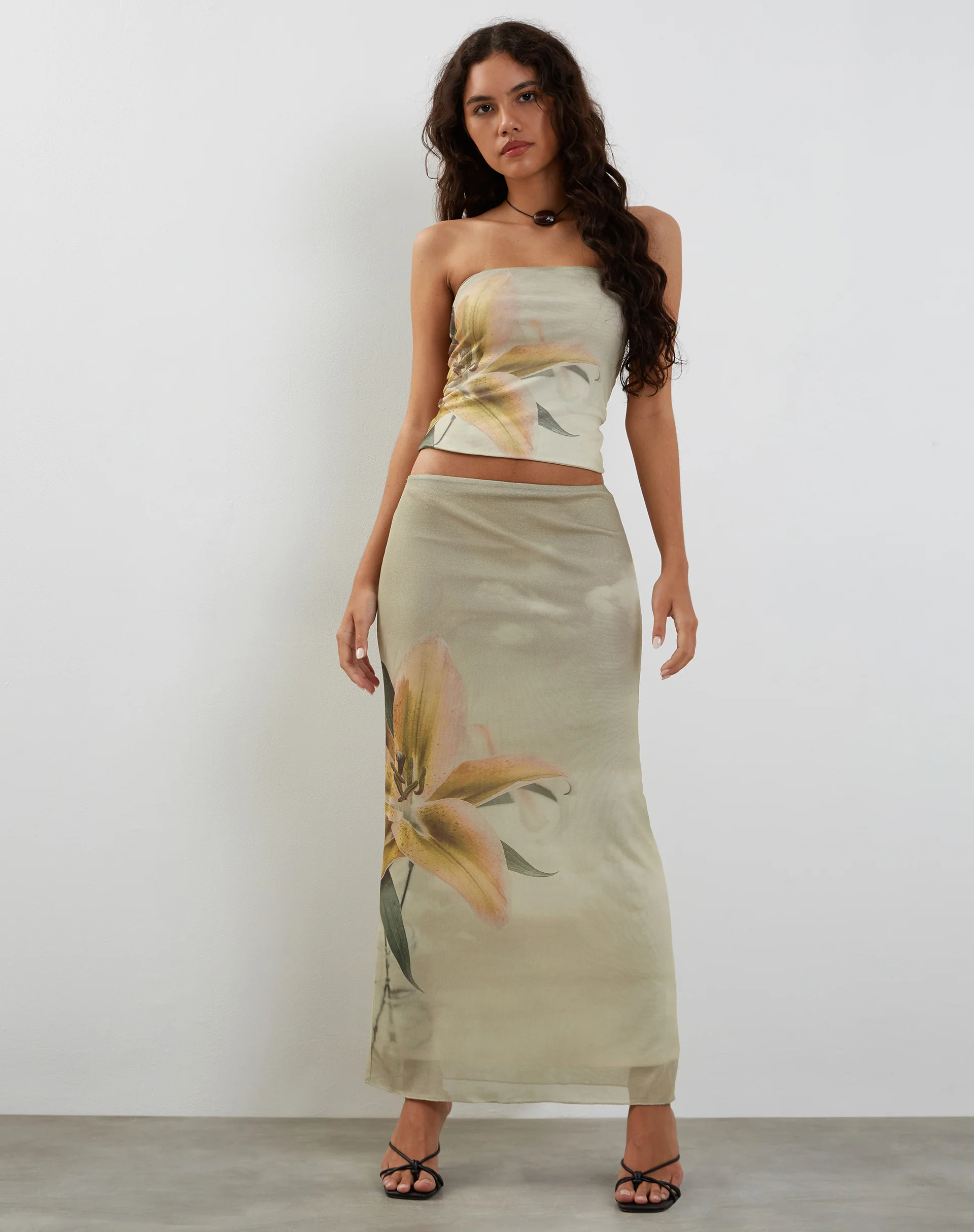 Acacia Maxi Skirt in Yellow Lily Print - Image 3