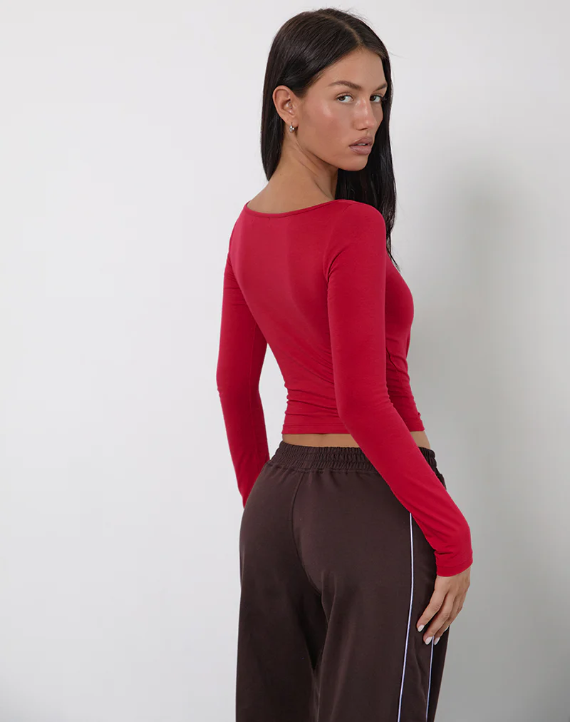 Amabon Long Sleeve Top in Adrenaline Red with Running Late Slogan - Image 3