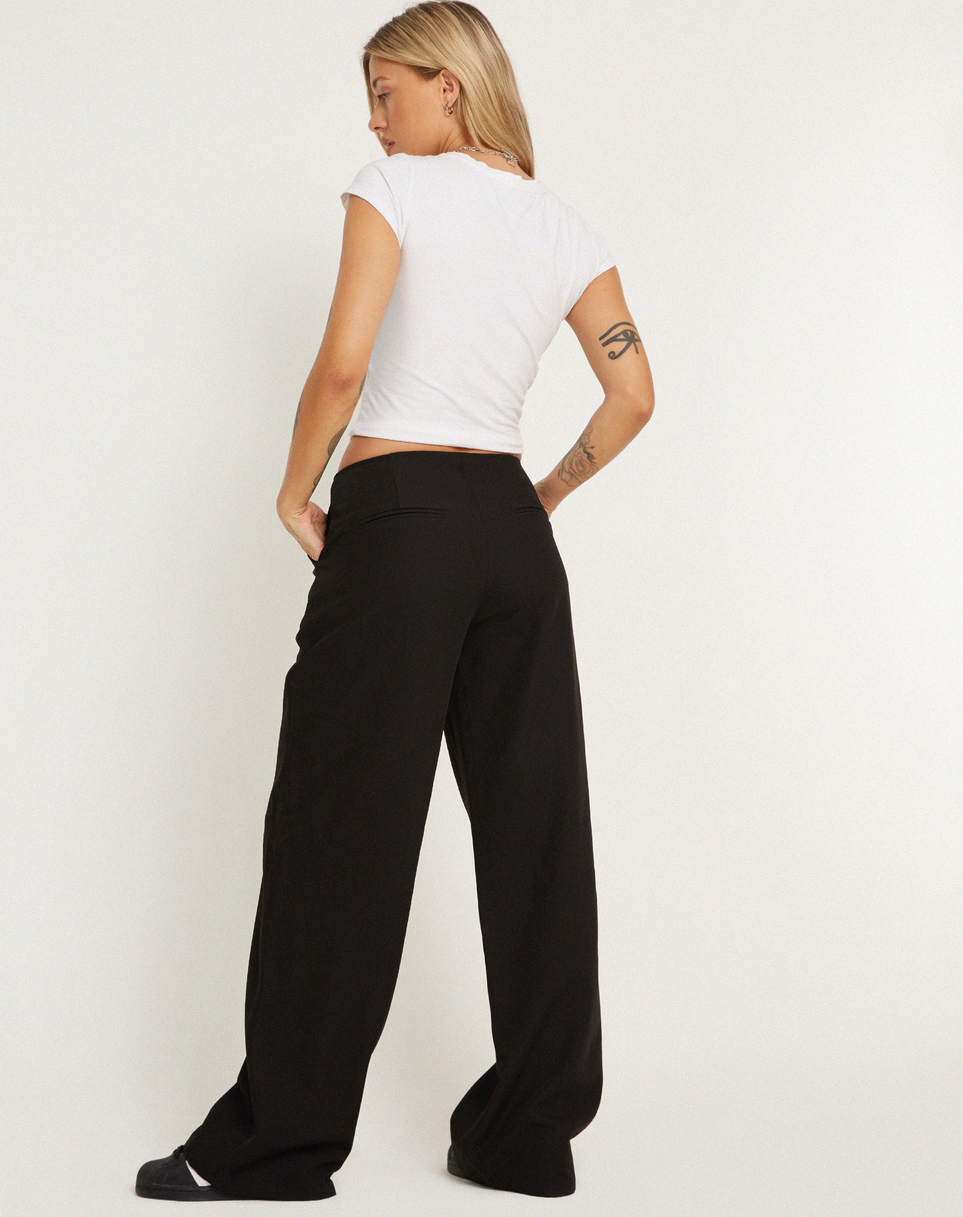 Amadi Trouser in Tailoring Black - Image 5