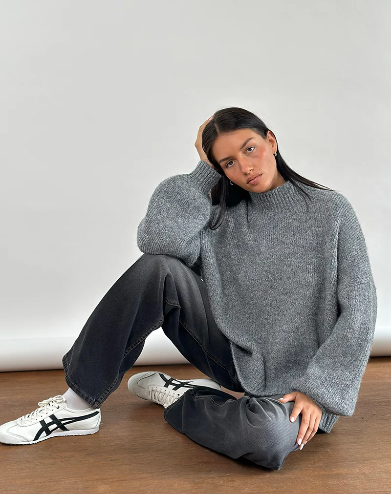 Amato Oversized Jumper in Grey - Image 4