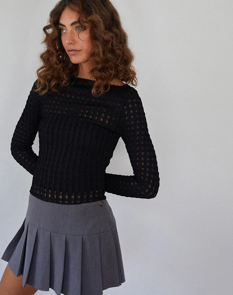 Angela Long sleeve Top in Crinkle Black - Image 2