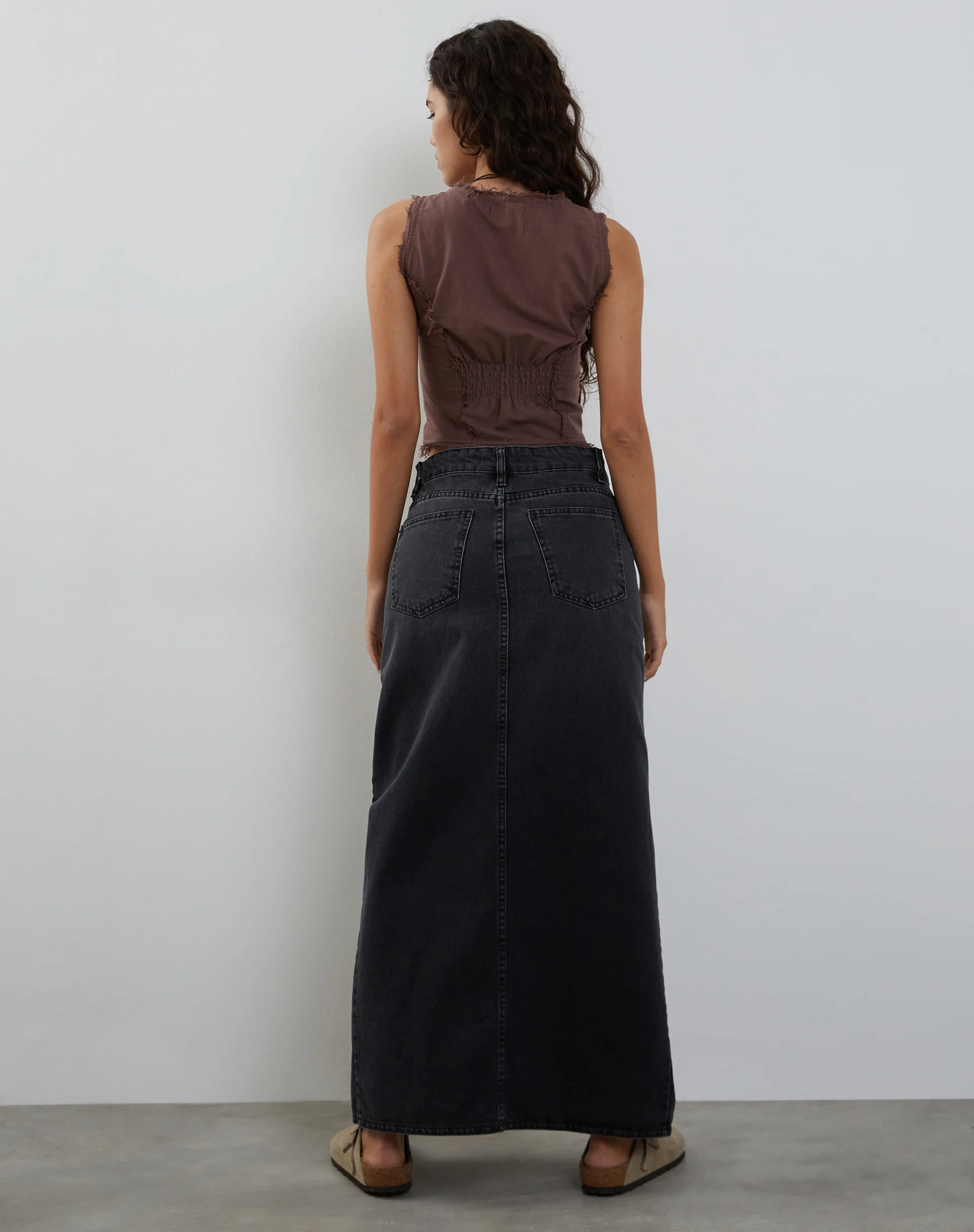 Ayara Button Up Cami Top in Deep Taupe - Image 4