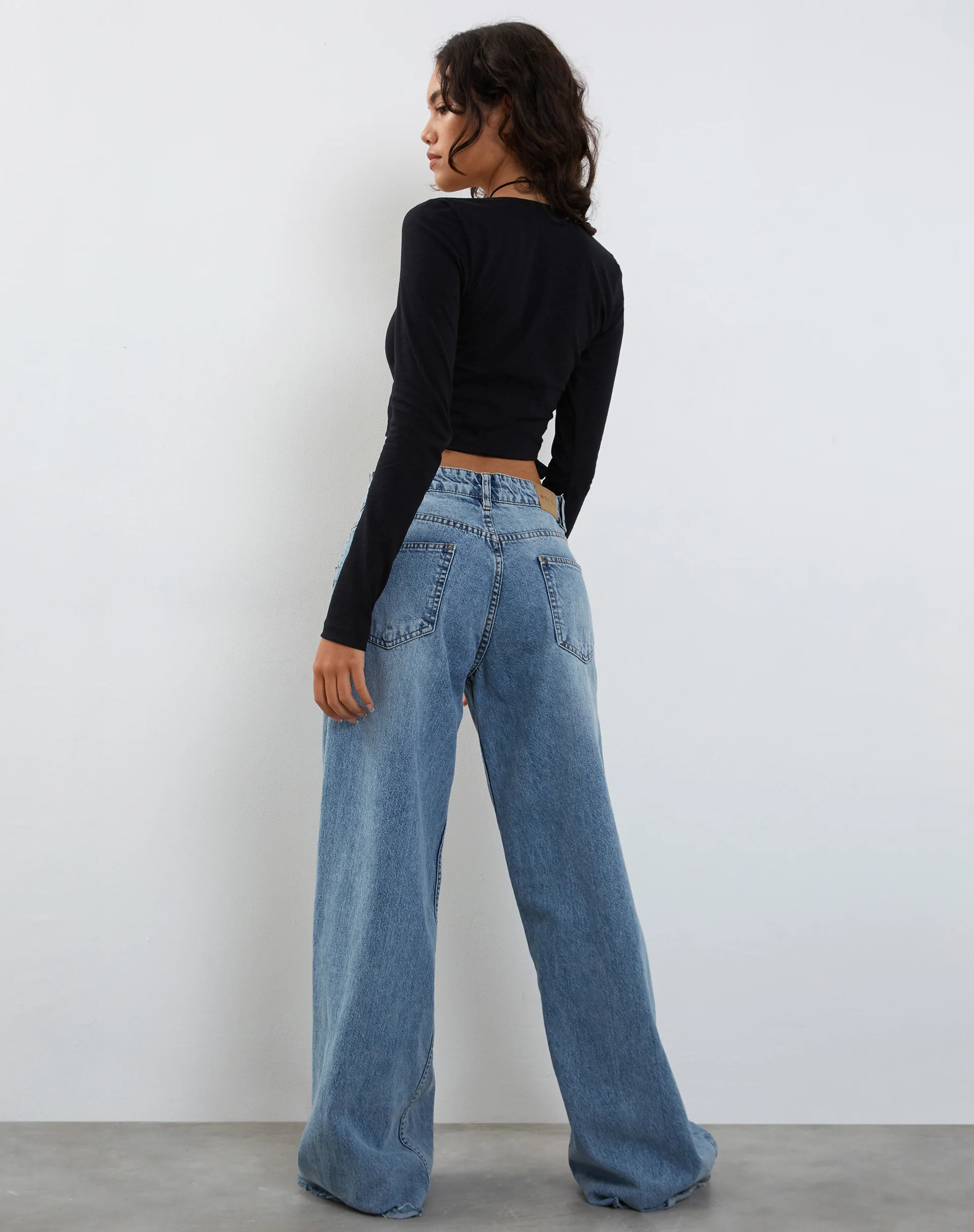 Ballet Long Sleeve Wrap Top in Black Jersey - Image 4