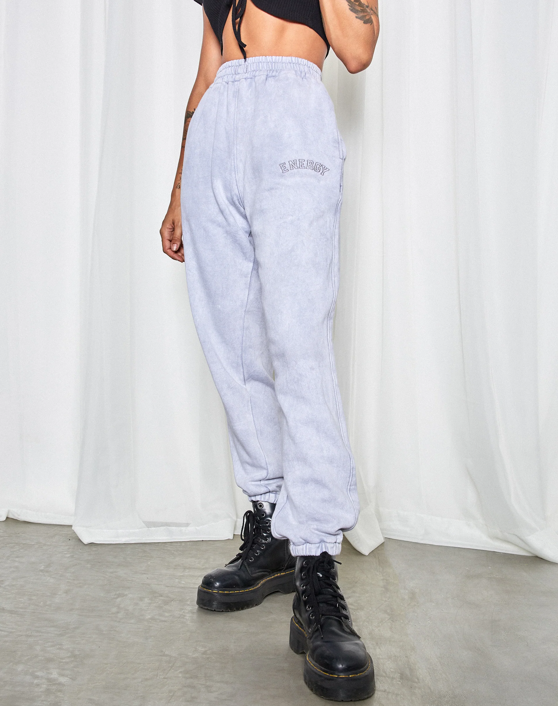 Basta Jogger in Silver Wash Energy Embro - Image 3