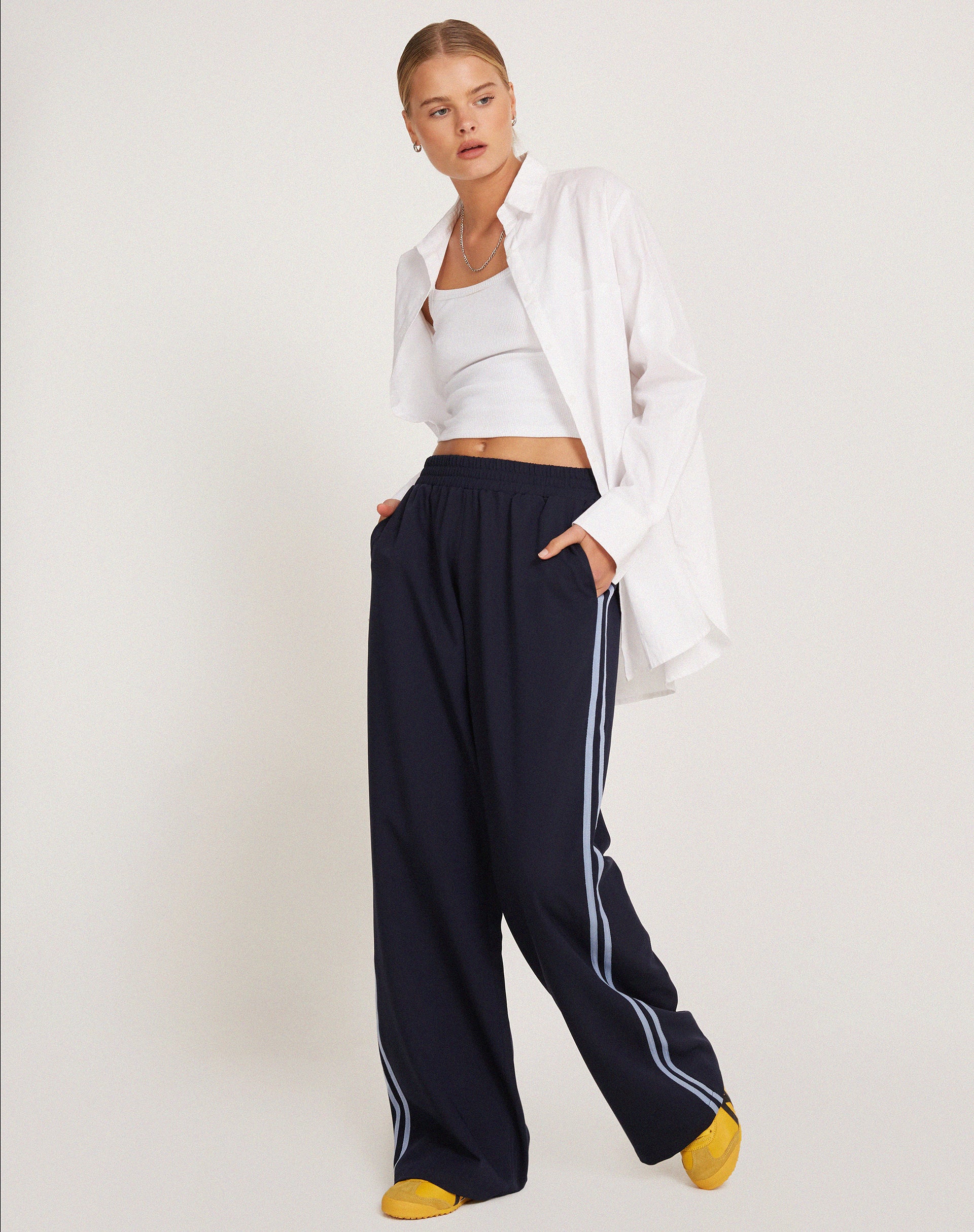 Bennett Trouser in Tailoring Navy with Side Stripe - Image 2