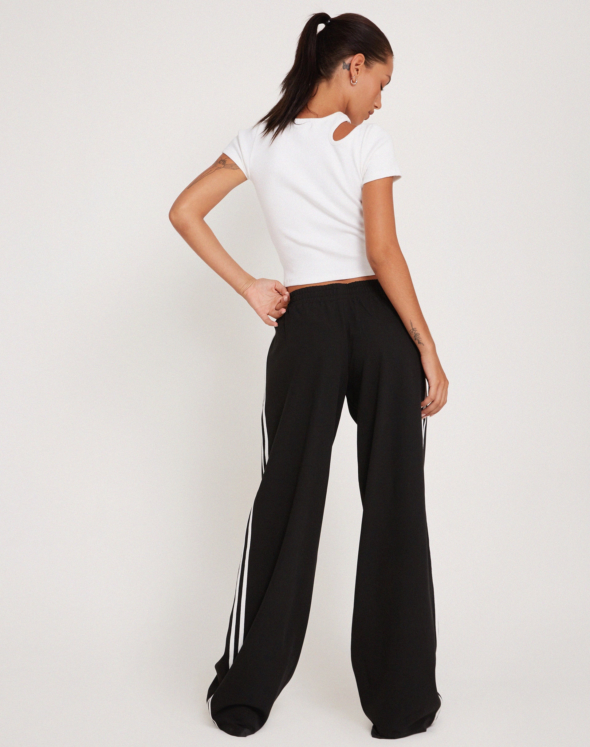 Bennett Wide Leg Trouser in Tailoring Black with White Stripe - Image 3