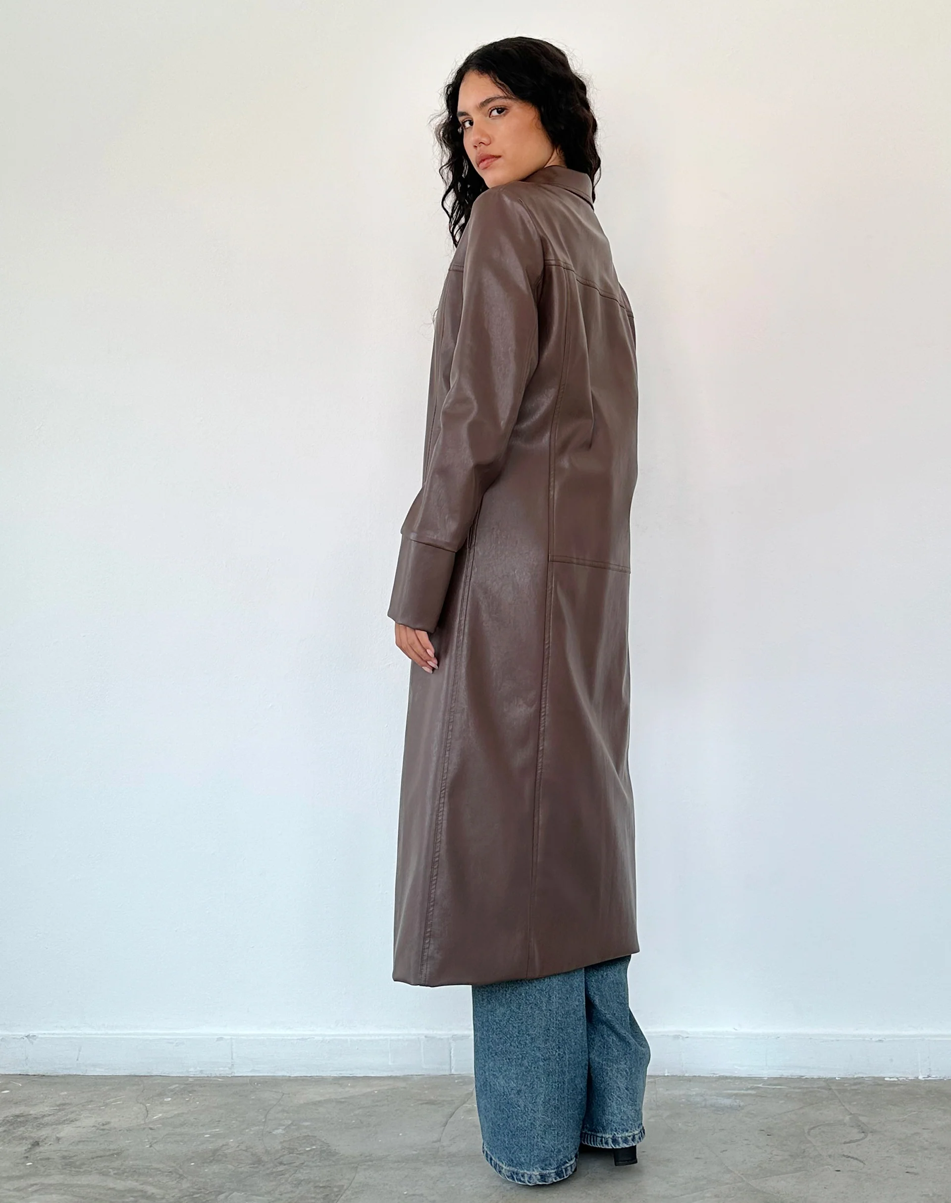 Berlin PU Trench Coat in Dark Brown - Image 4