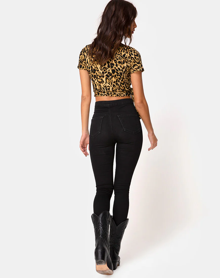 Bilen Crop Top in Leopard - Image 4