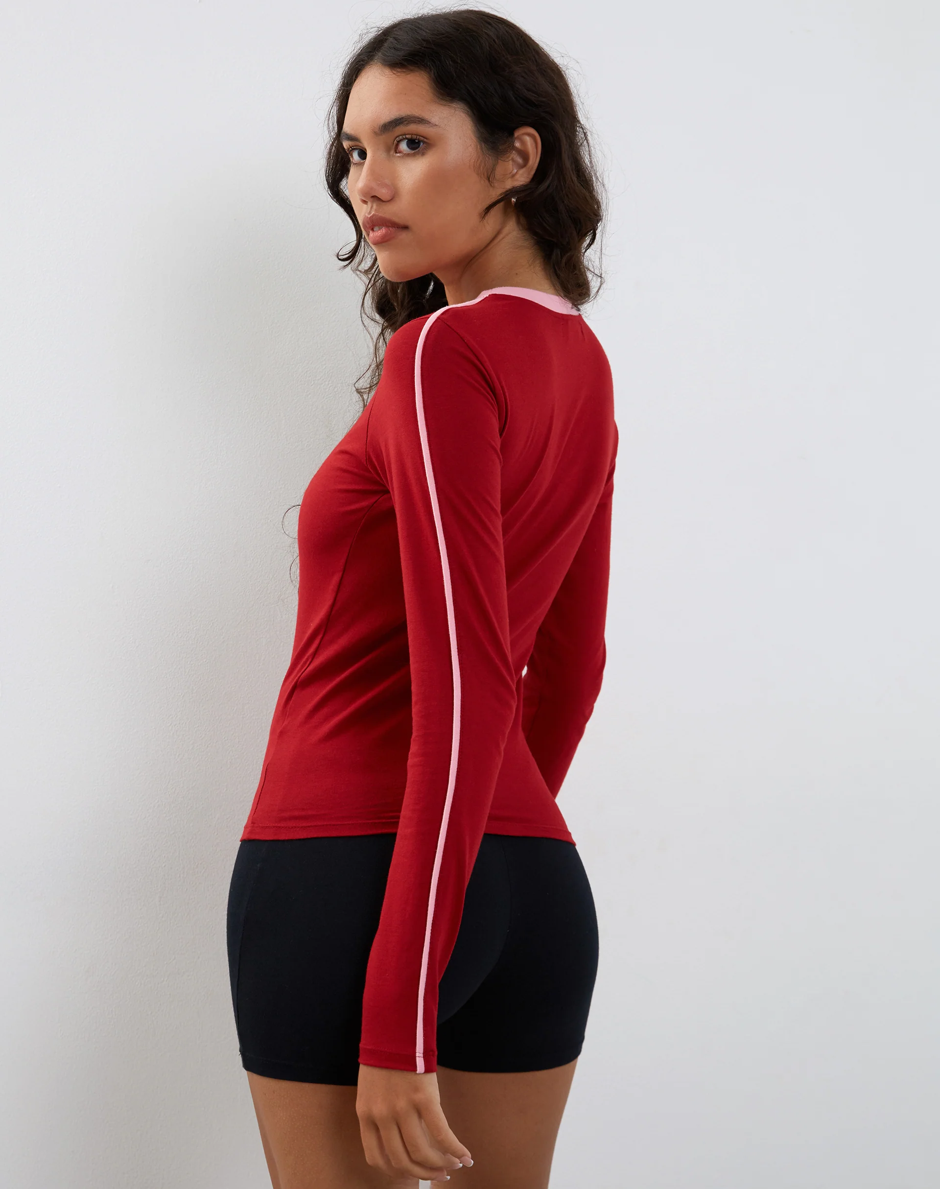 Bonija Long Sleeve Top in Red with Pink Binding - Image 3
