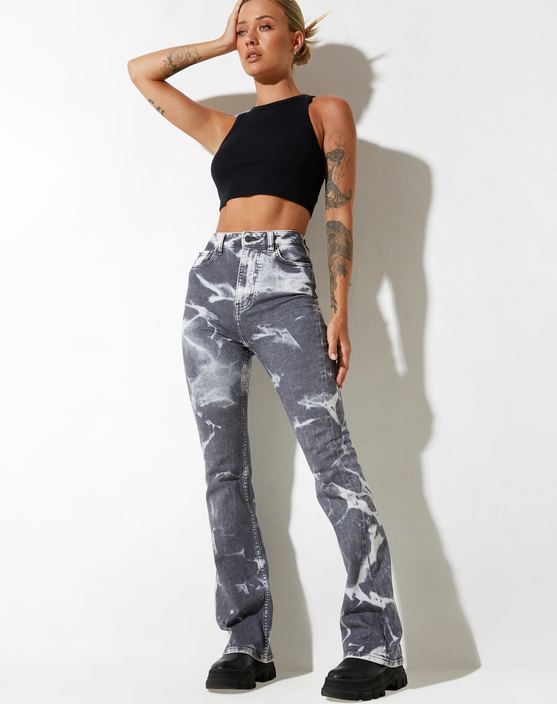 Bootleg Jeans in Laser Smoke Grey - Image 6