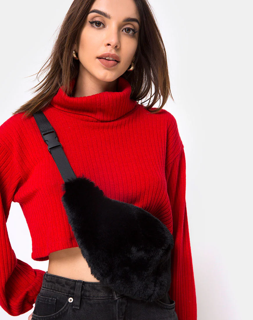 Bumbag in Fur Black - Image 2