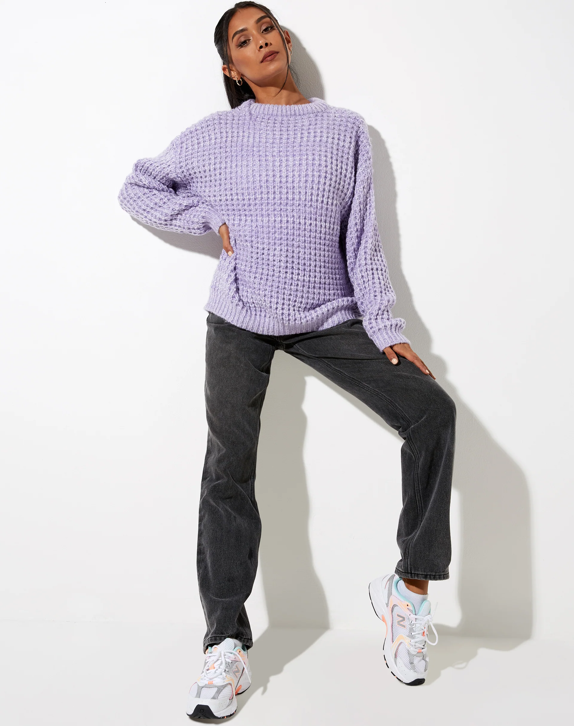 Caribou Jumper in Chunky Knit Lilac and White - Image 4