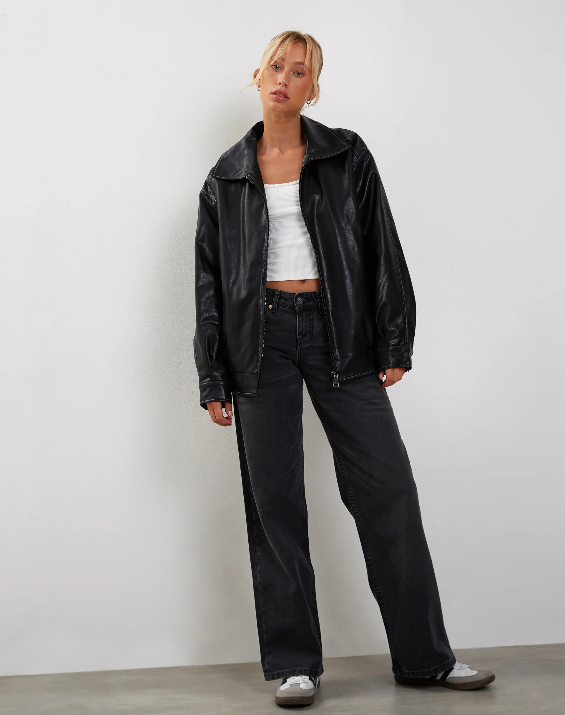 Cavita Jacket in Black with Grey Top Stitch - Image 5