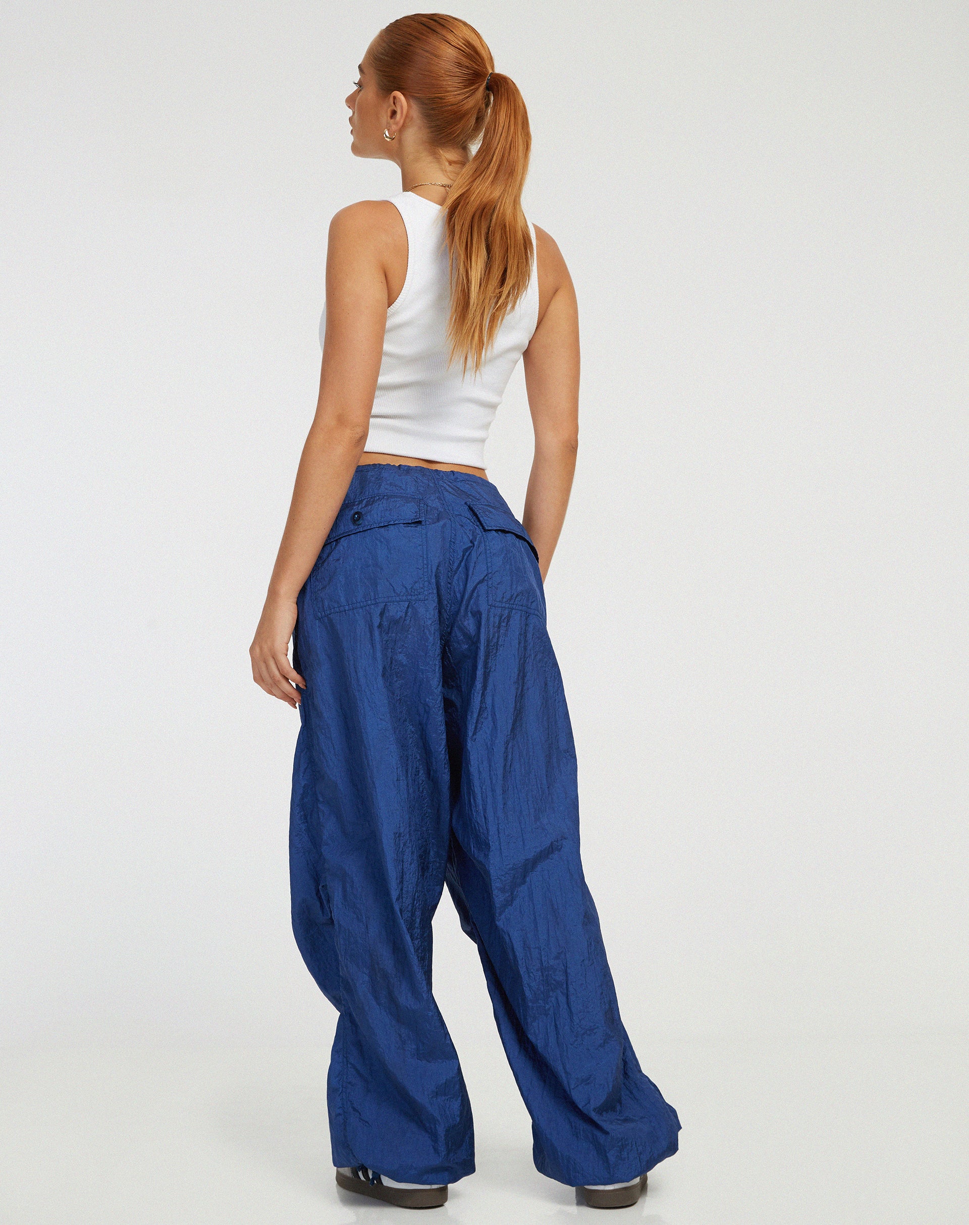 Chute Trouser in Navy - Image 5
