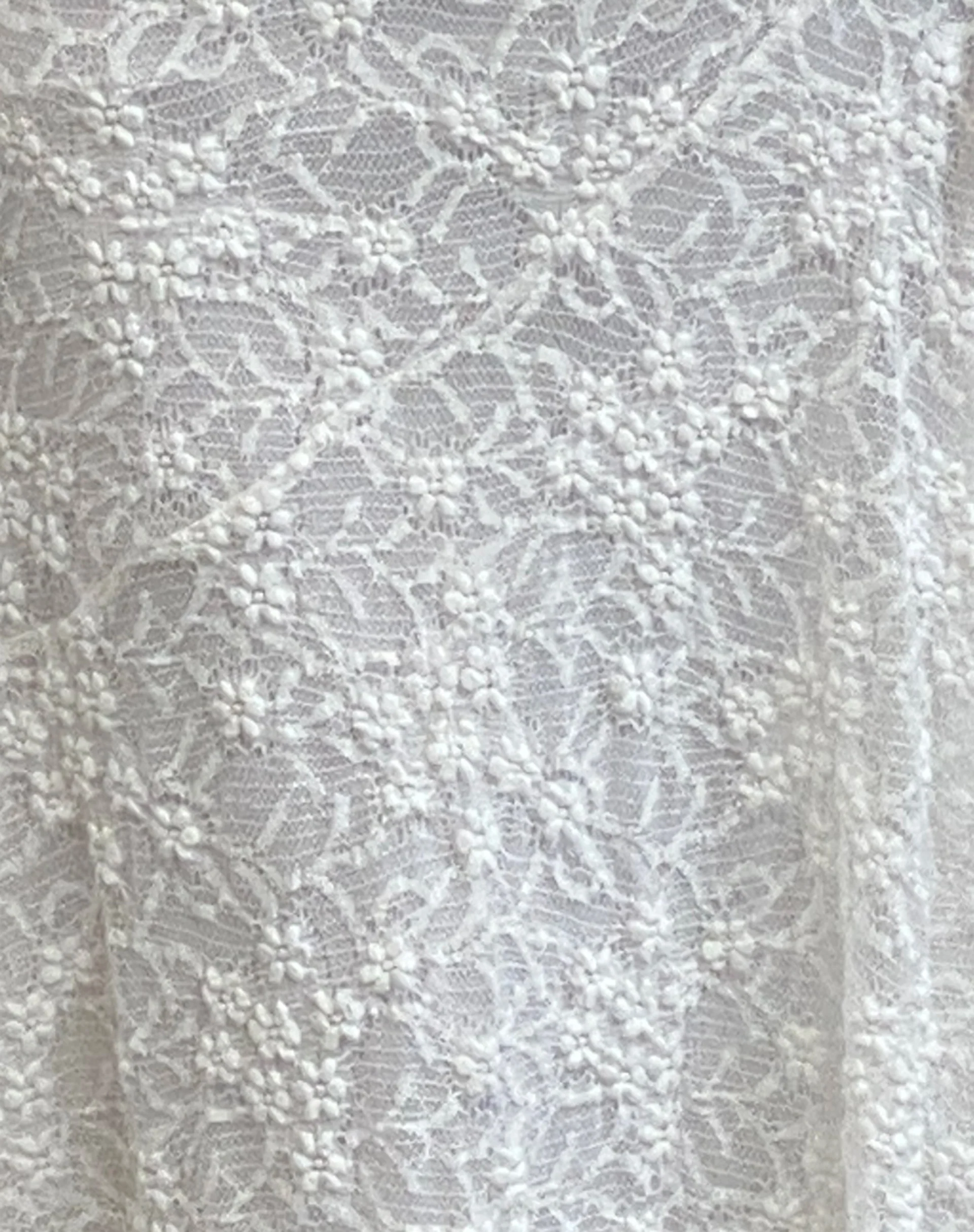 Cinta Low Rise Midi Skirt in Lace Ivory - Image 6