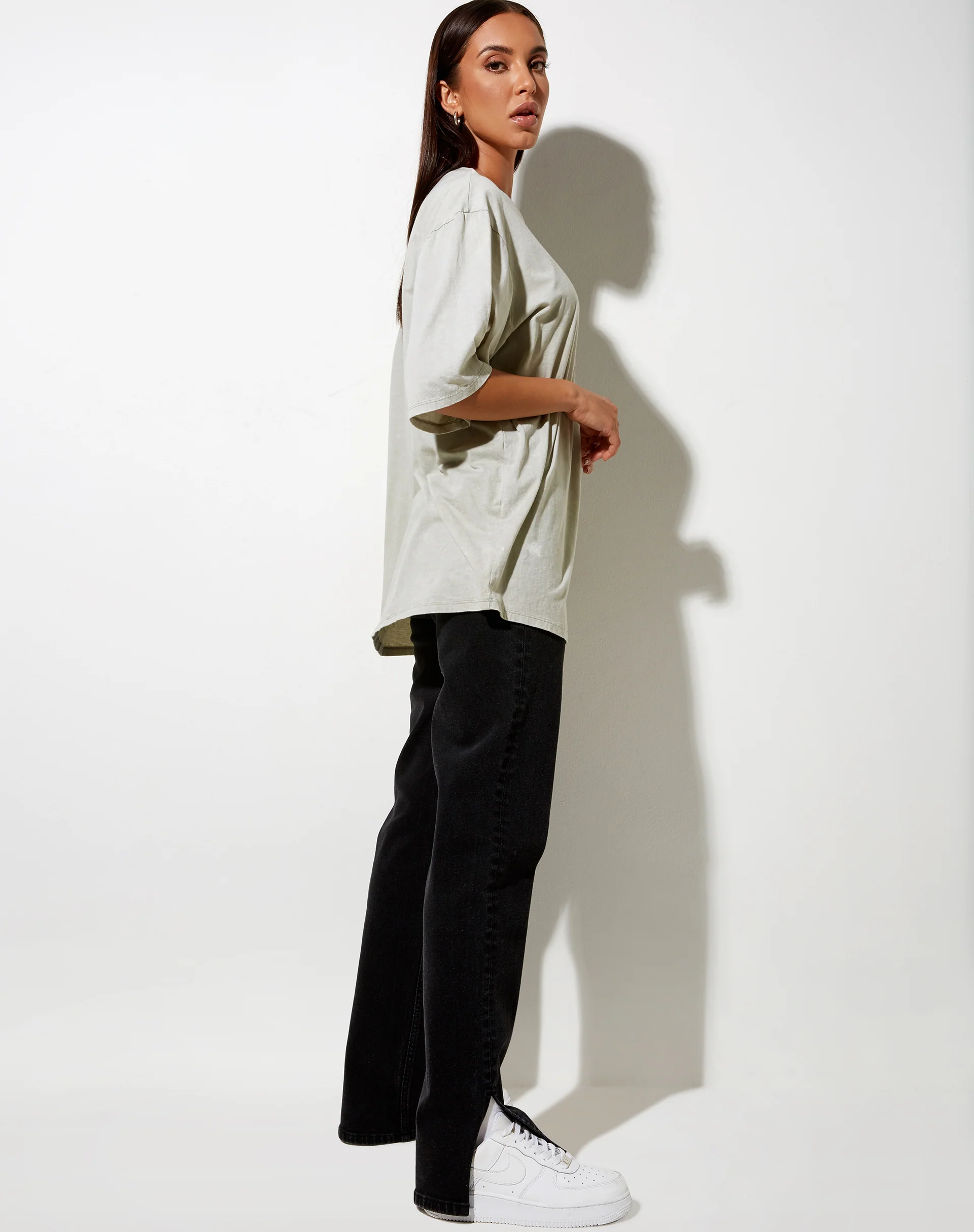 Cocoon Tee in Ecru Angelo Label Embro - Image 4