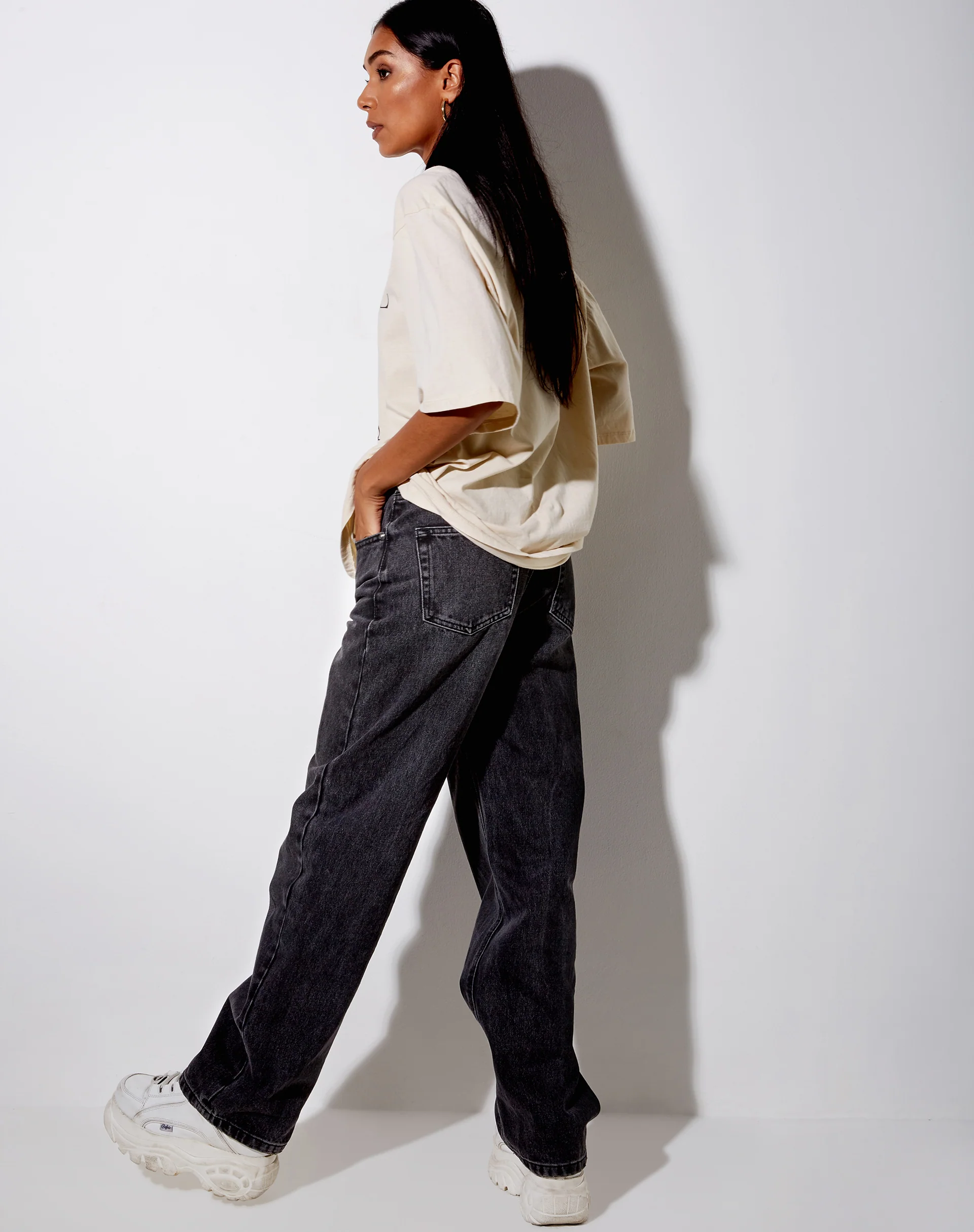 Cocoon Tee in Stone 'Angel Energy' - Image 2