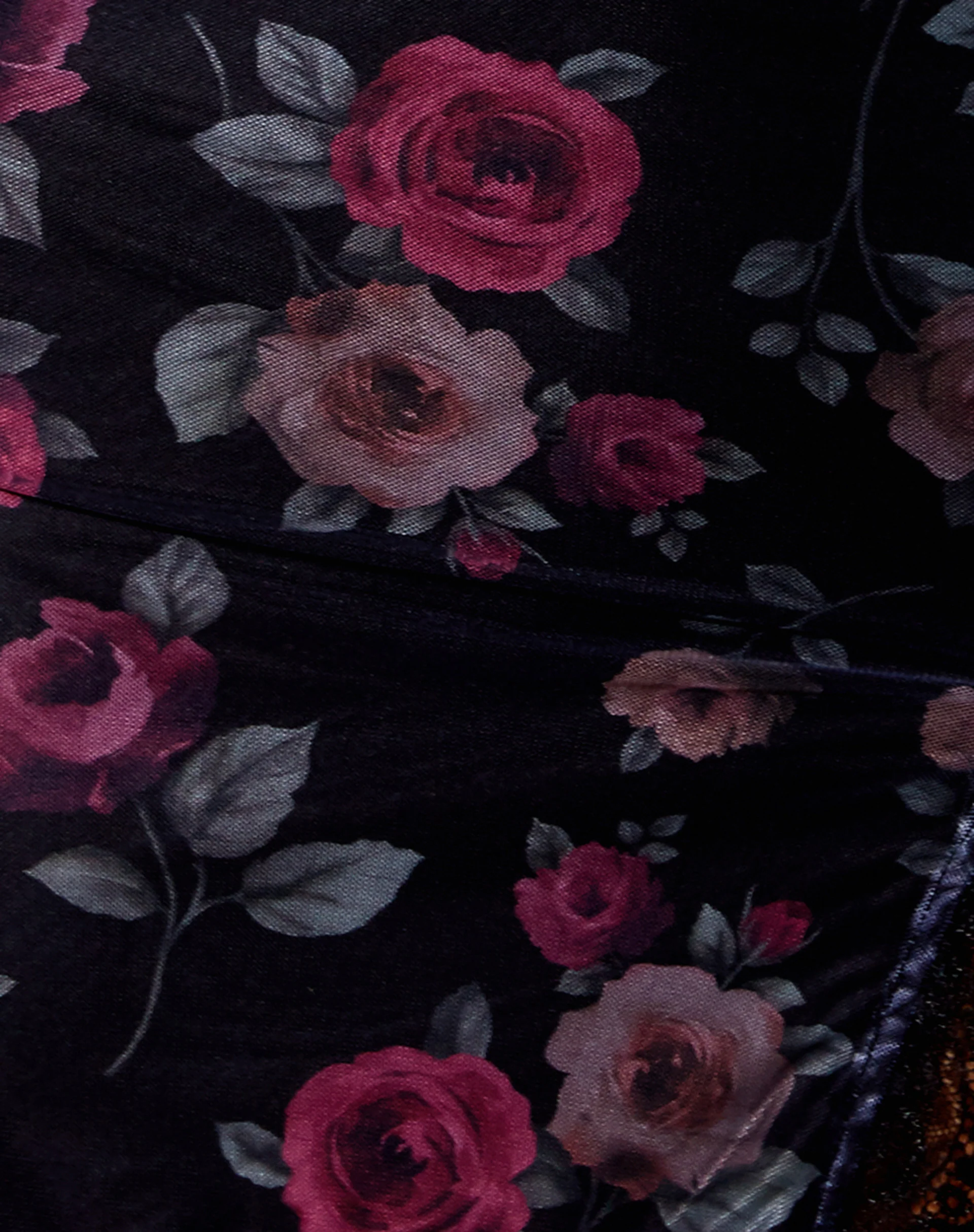 Coti Bodycon Dress in Gothic Rose with Lace - Image 7