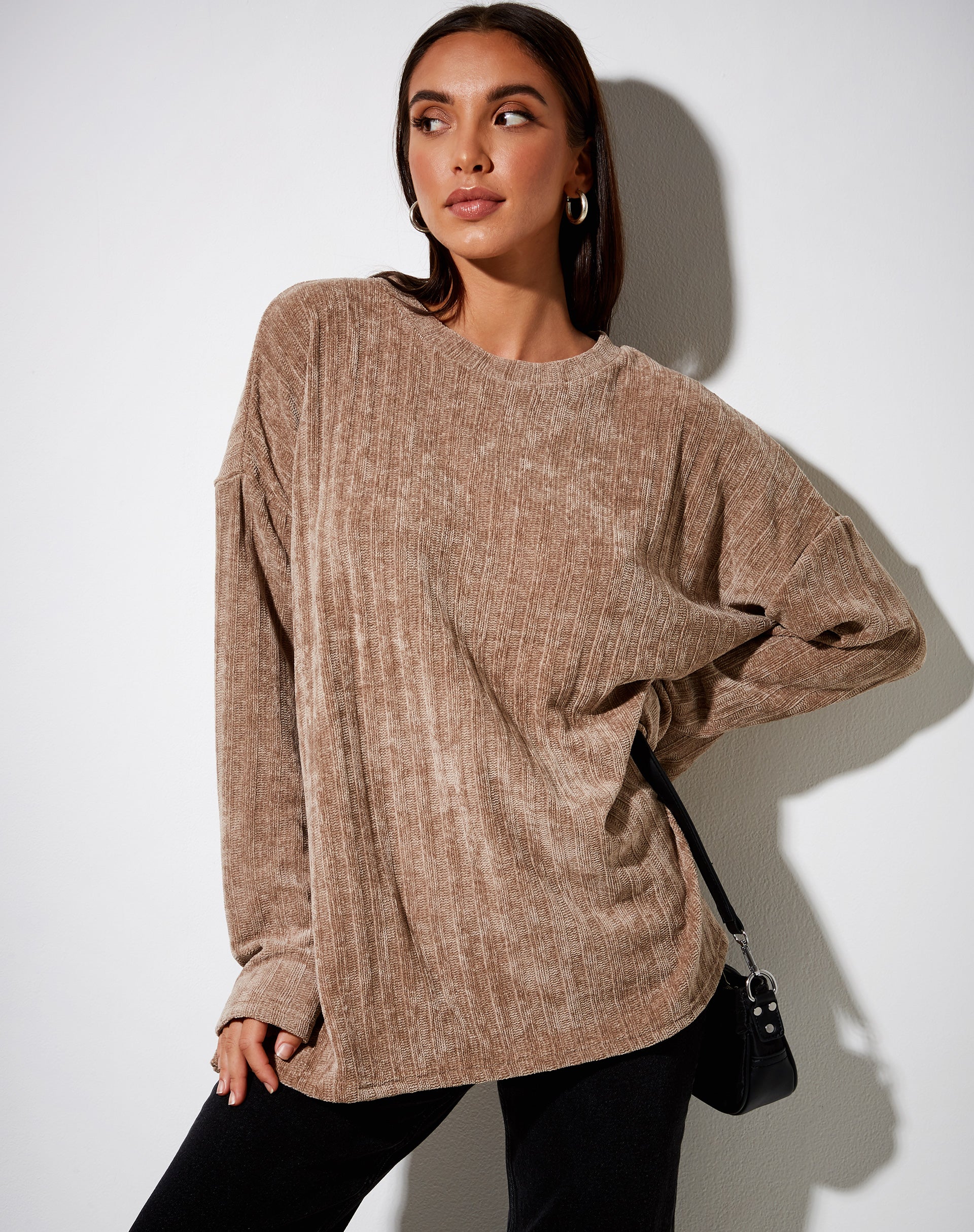 Dad Jumper in Chenille Taupe - Image 2