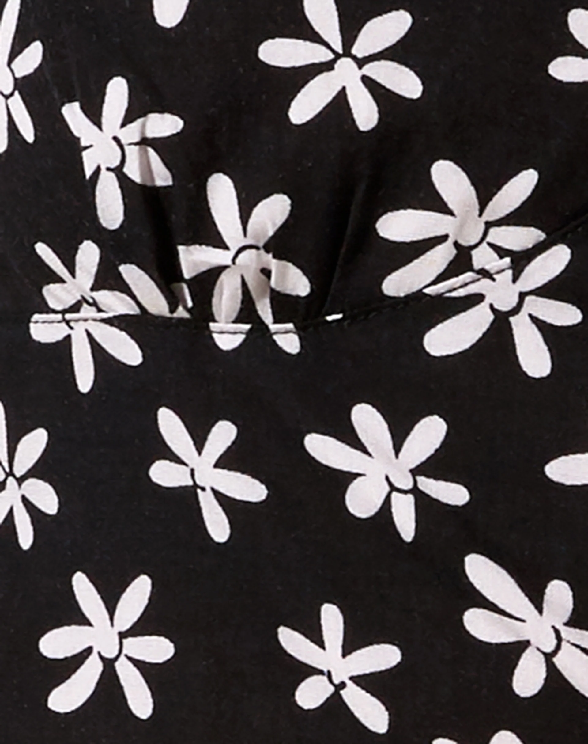 Datri Crop Top in 90's Daisy - Image 5