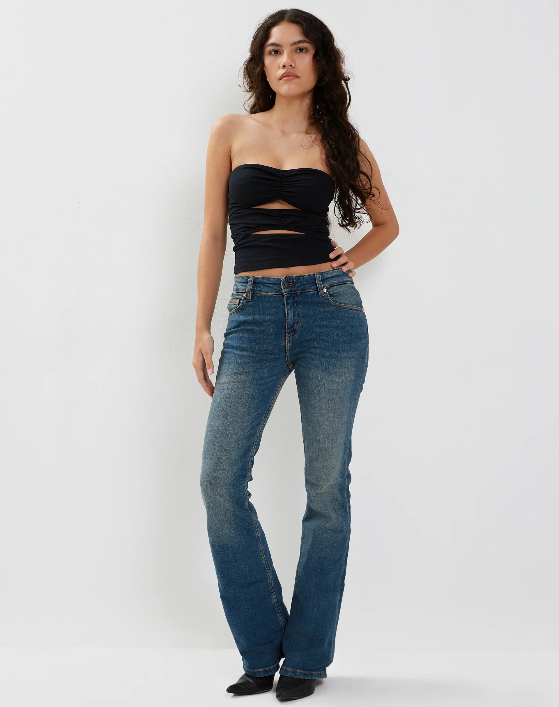 Dayu Bandeau Crop Top in Black - Image 5
