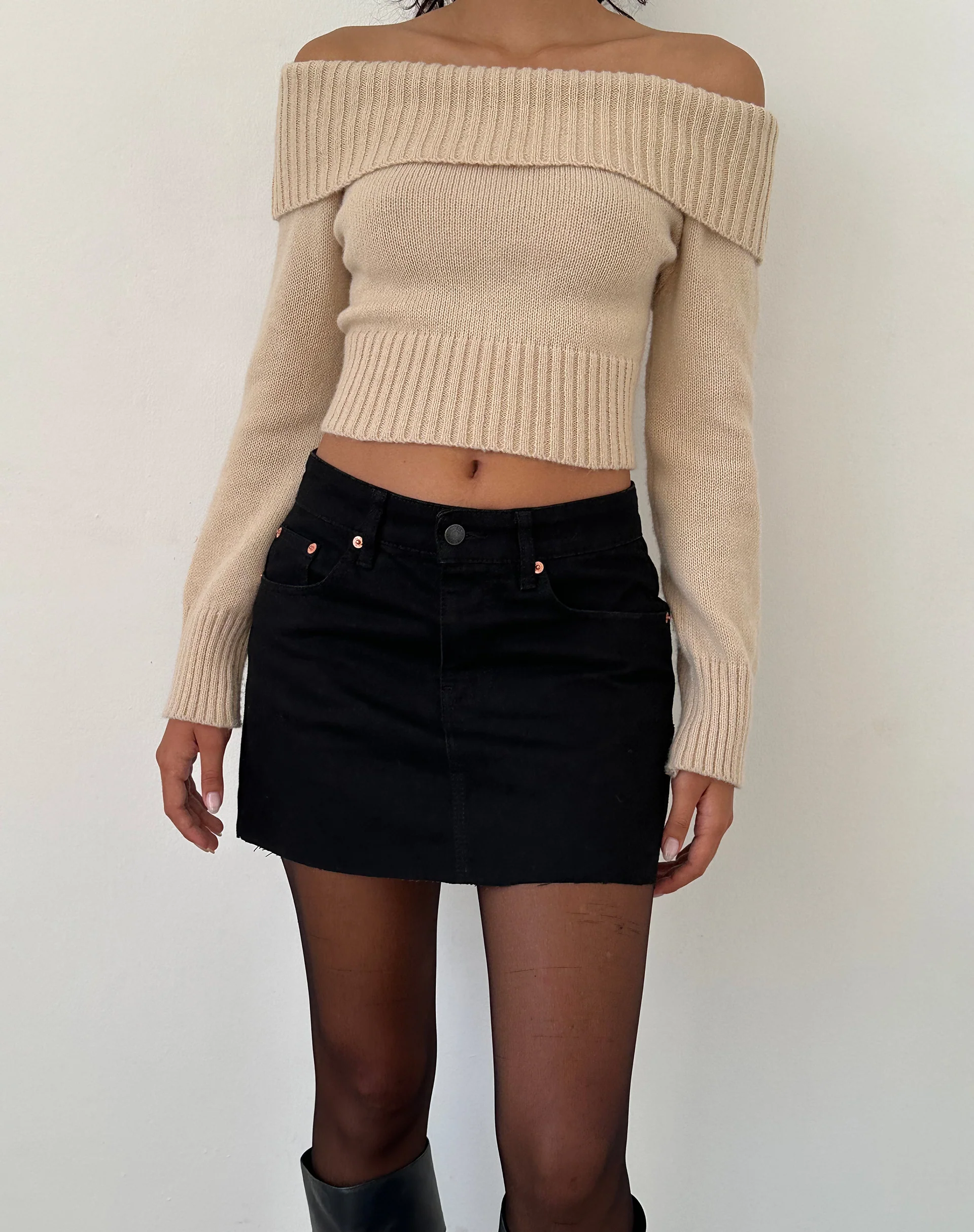 Denim Mini Skirt in Rinse Black - Image 4