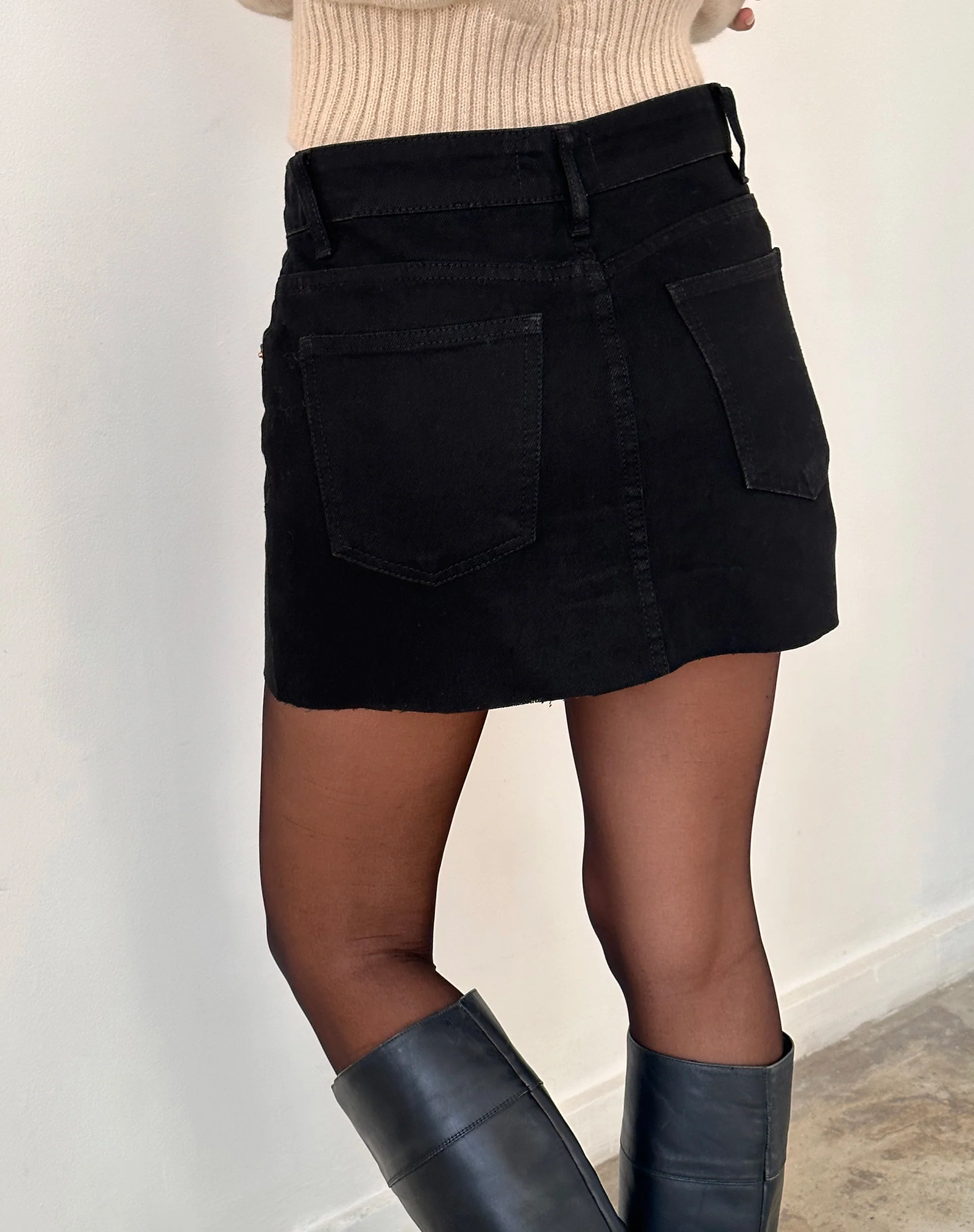 Denim Mini Skirt in Rinse Black - Image 5