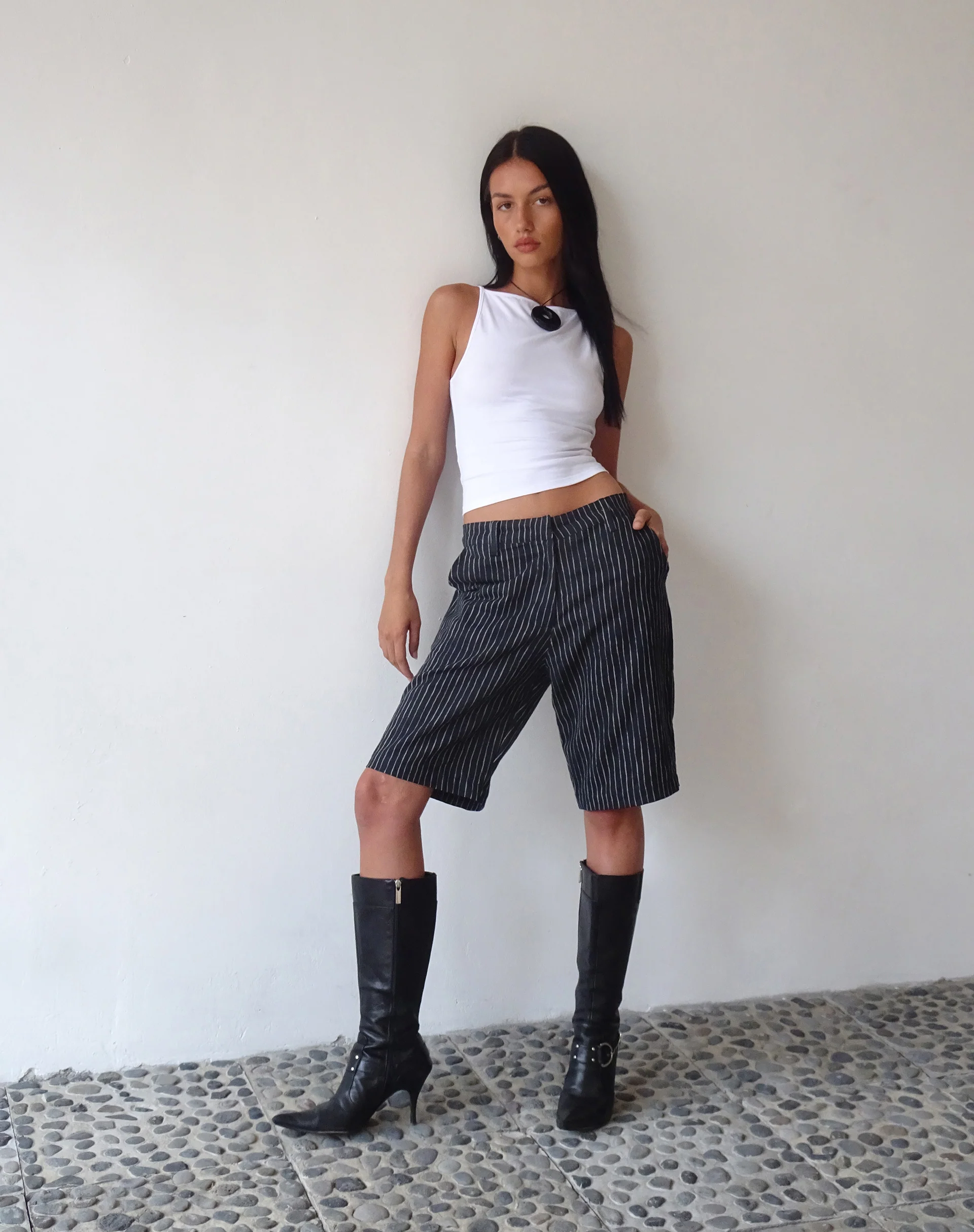 MOTEL X JACQUIE Dudley Vest in White - Image 4