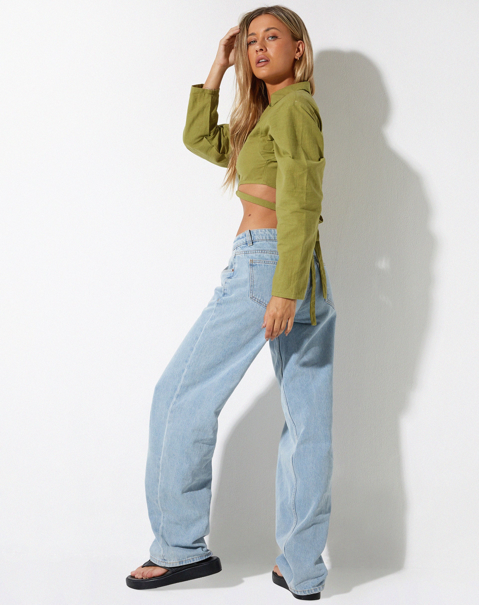 Elyse Crop Top in Linen Rami Green - Image 4
