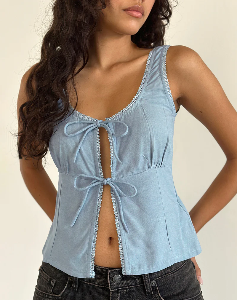 Esau Tie Front Top in Private Slub Nantucket Blue - Image 2