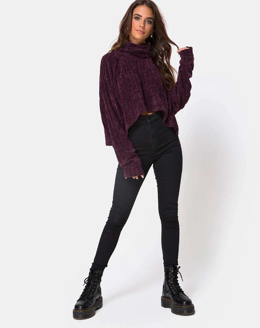 Evie Cropped Sweatshirt in Chenille Plum - Image 3