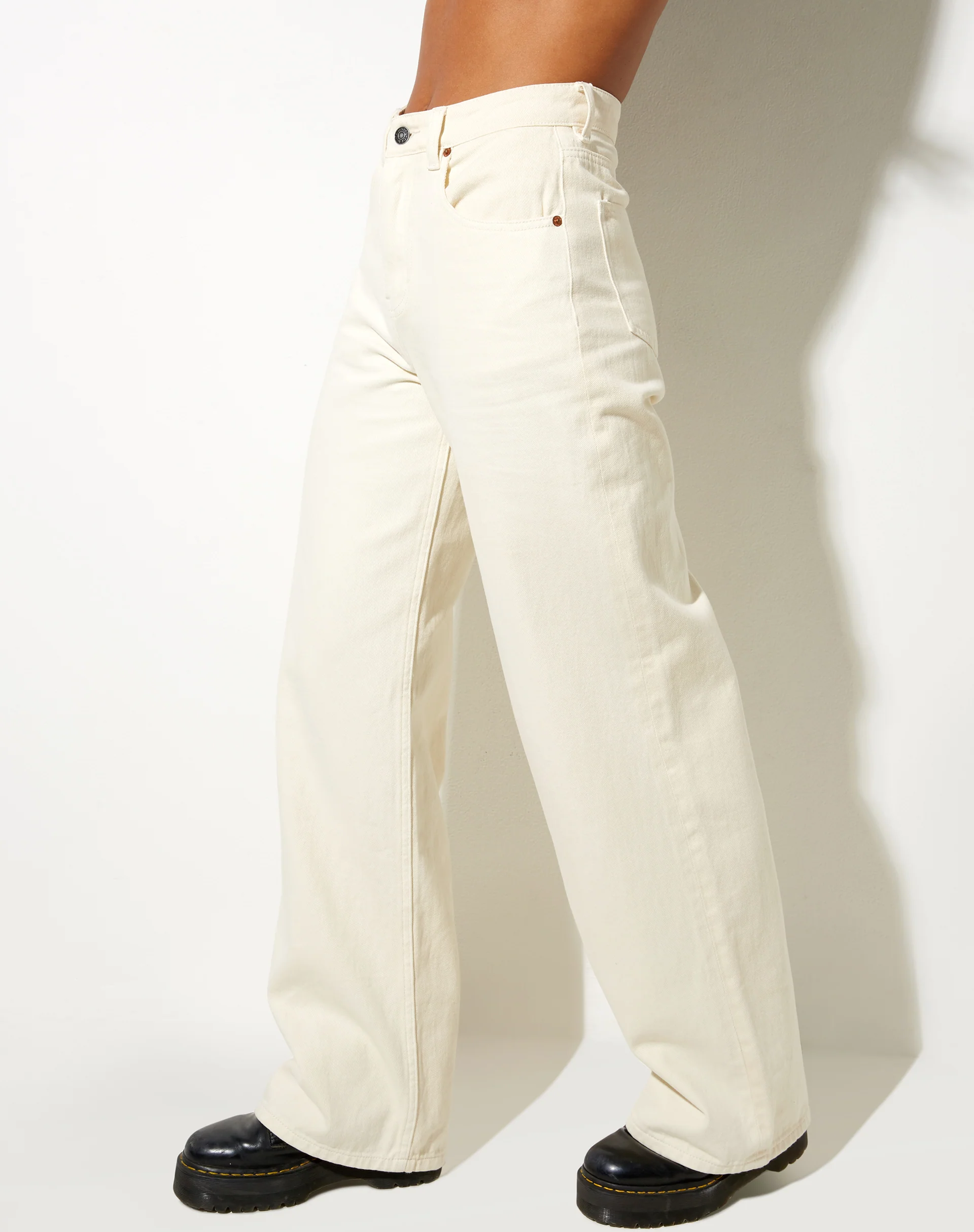 Roomy Extra Wide Jeans in Off White - Image 2