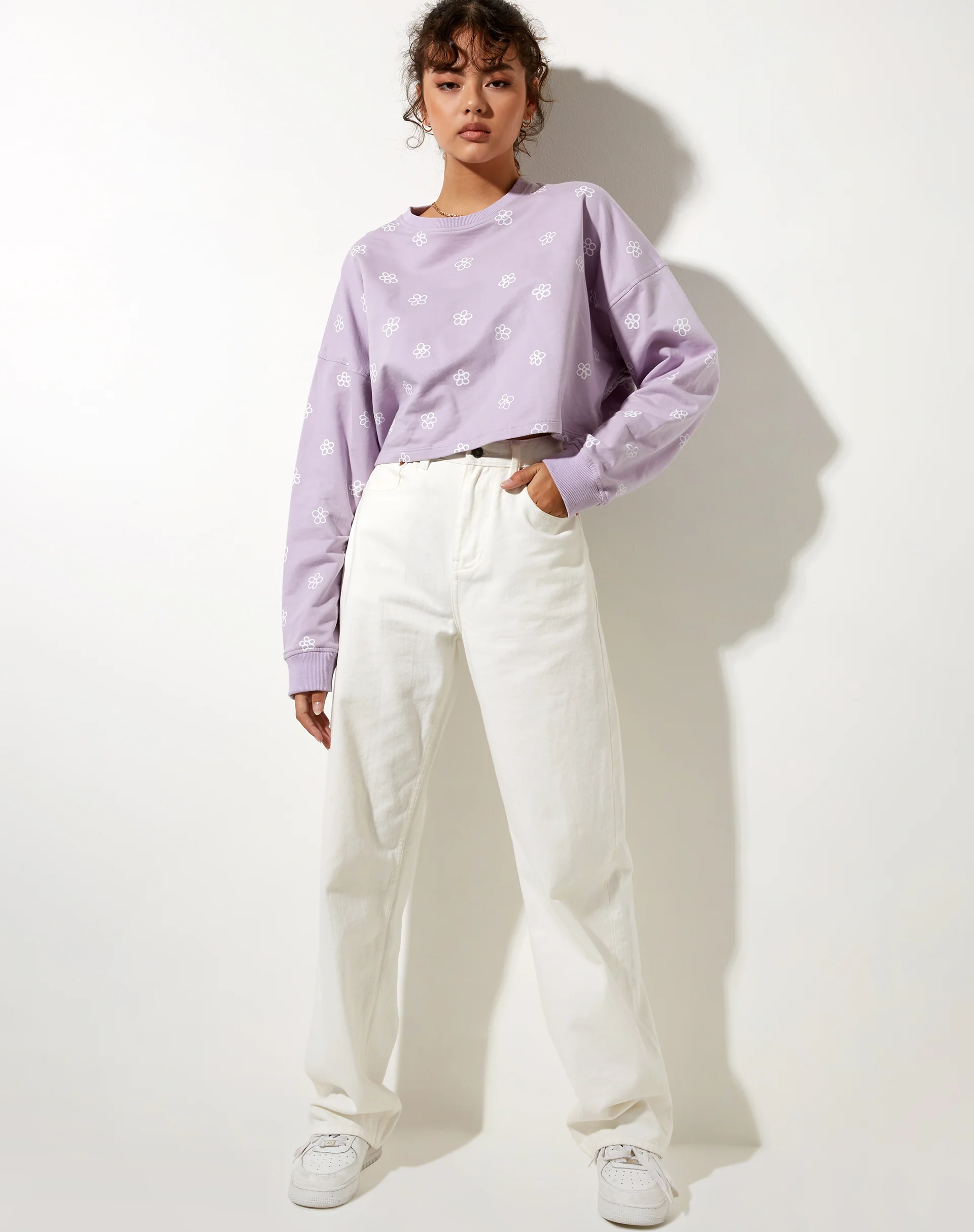Fawly Crop Top in Small Graffiti Flower Lilac - Image 3