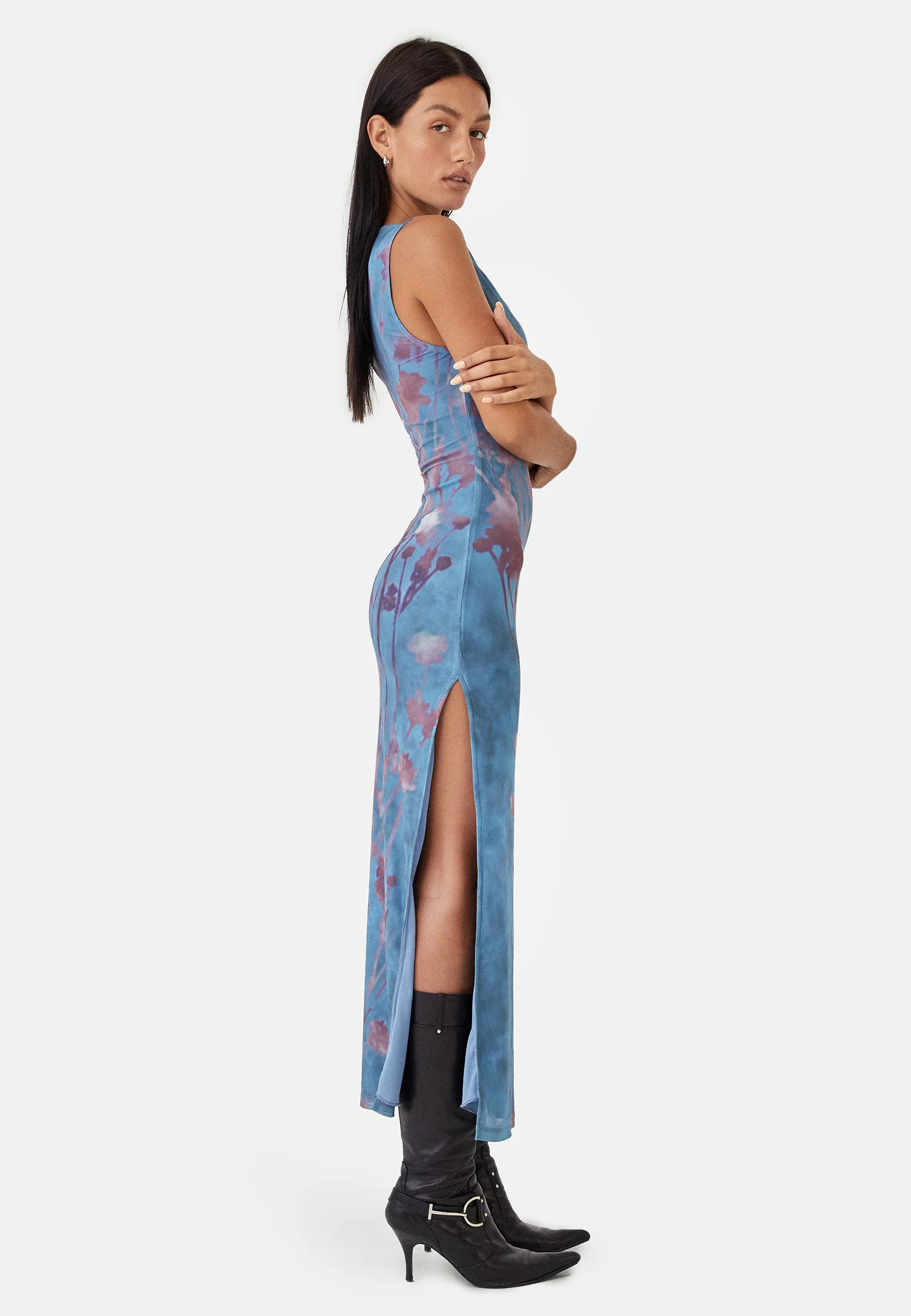 MOTEL X JACQUIE Flo Midi Dress in Lumen Mesh Blue - Image 8