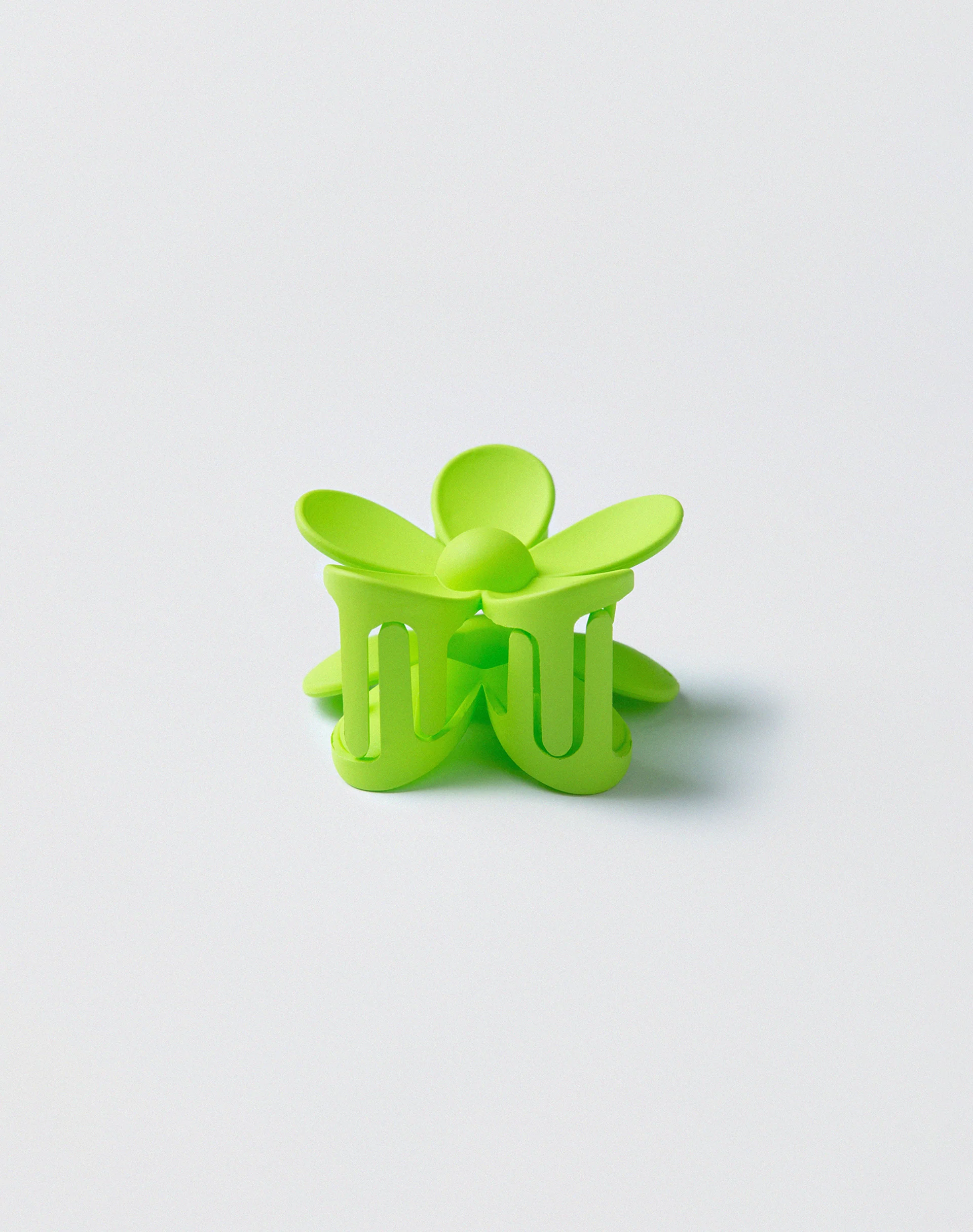Flower Hair Claw in Green - Image 2