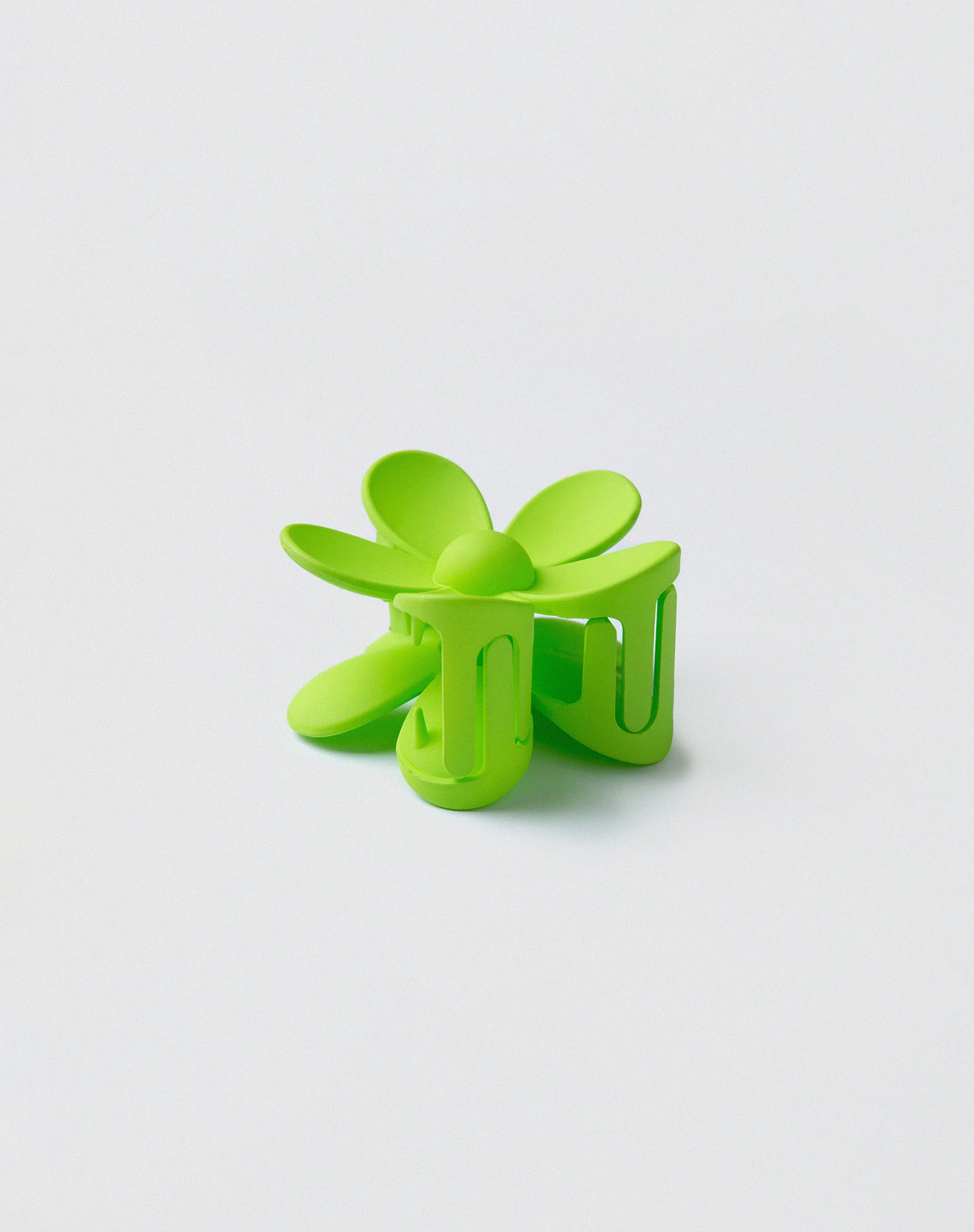 Flower Hair Claw in Green - Image 4