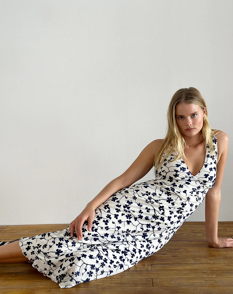 Gabriela Midi Dress in Grunge Floral Flock Cream - Image 3