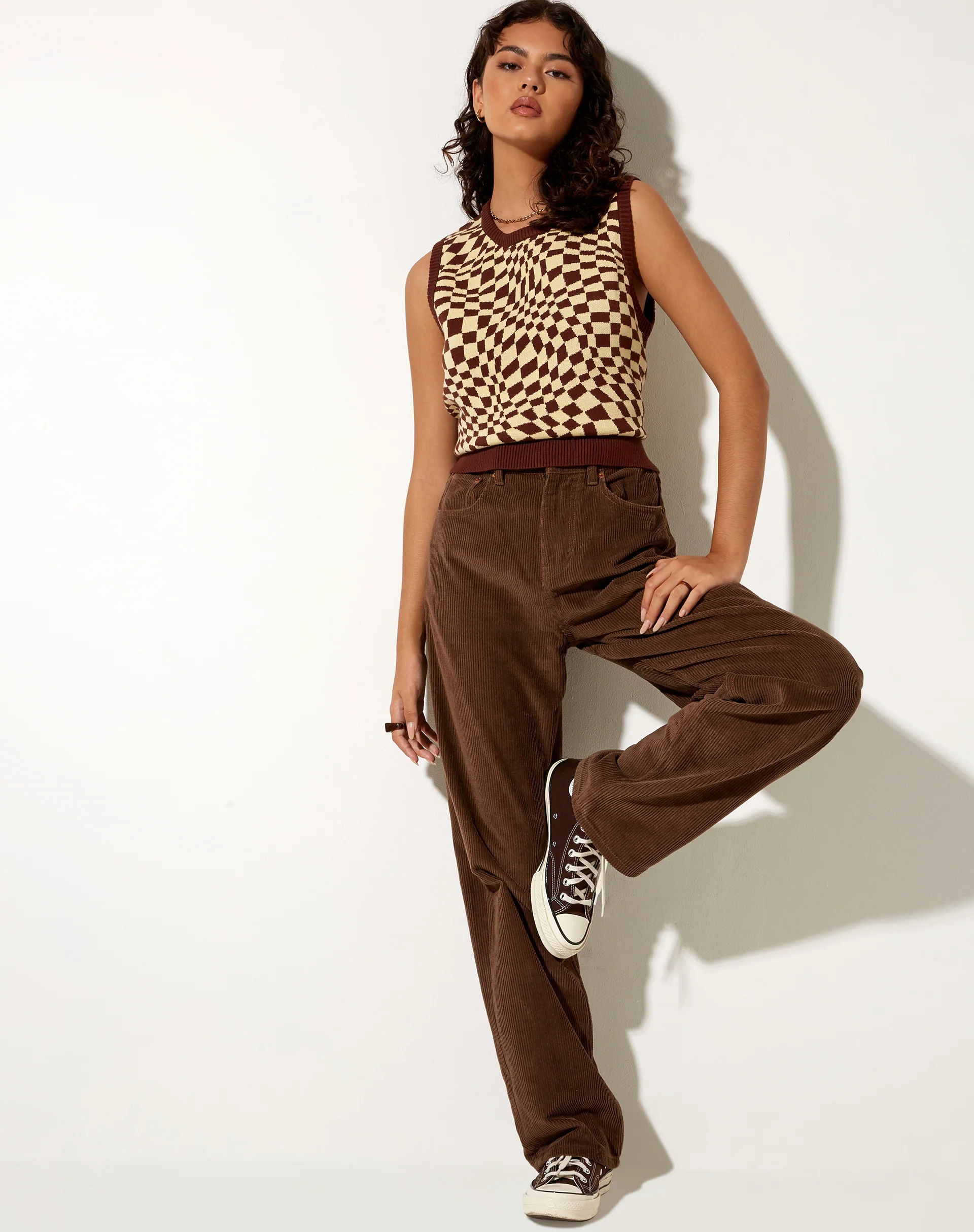 Gaira Vest Top in Knit Square Flag Coffee Quartz - Image 4
