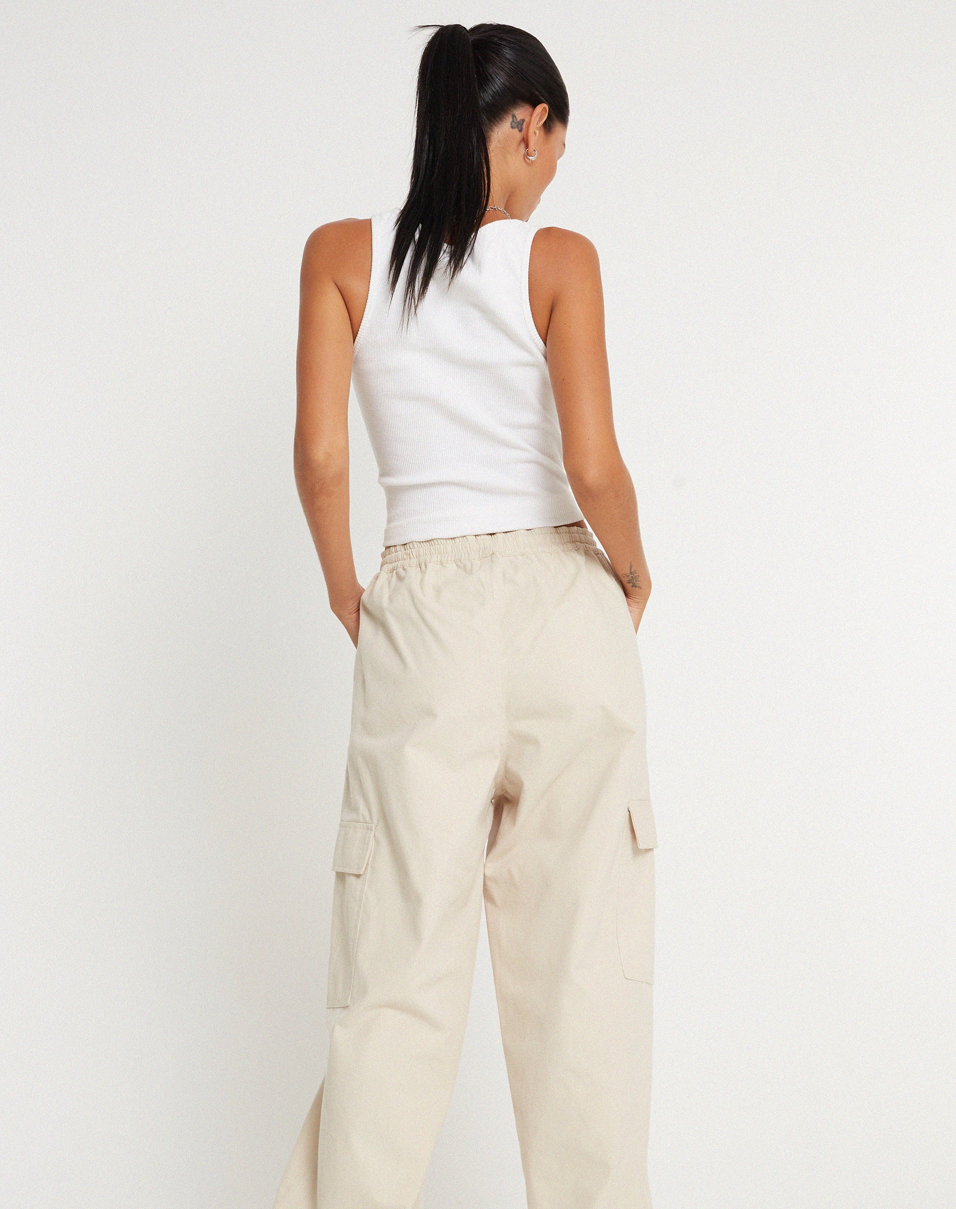 Geona Wide Leg Cargo Trouser in Ecru - Image 2