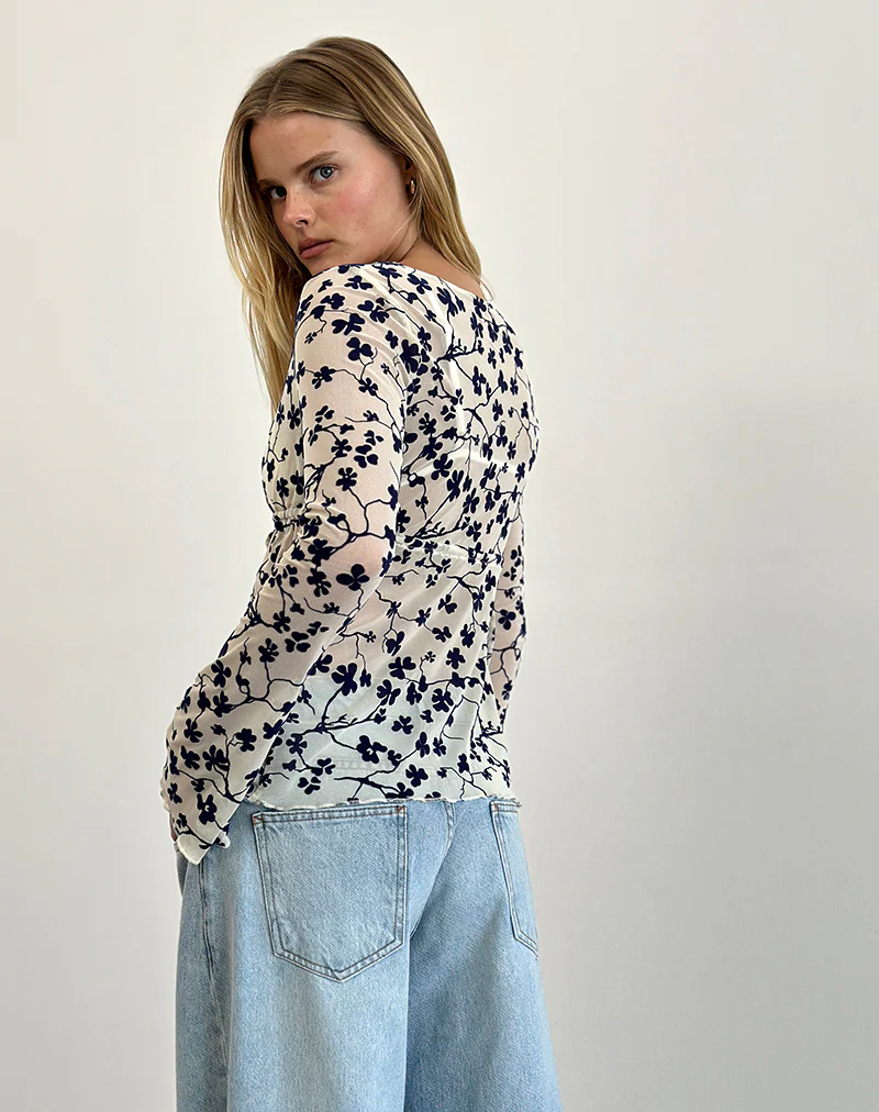 Gerbera Long Sleeve Top in Grunge Floral Flock Cream - Image 3