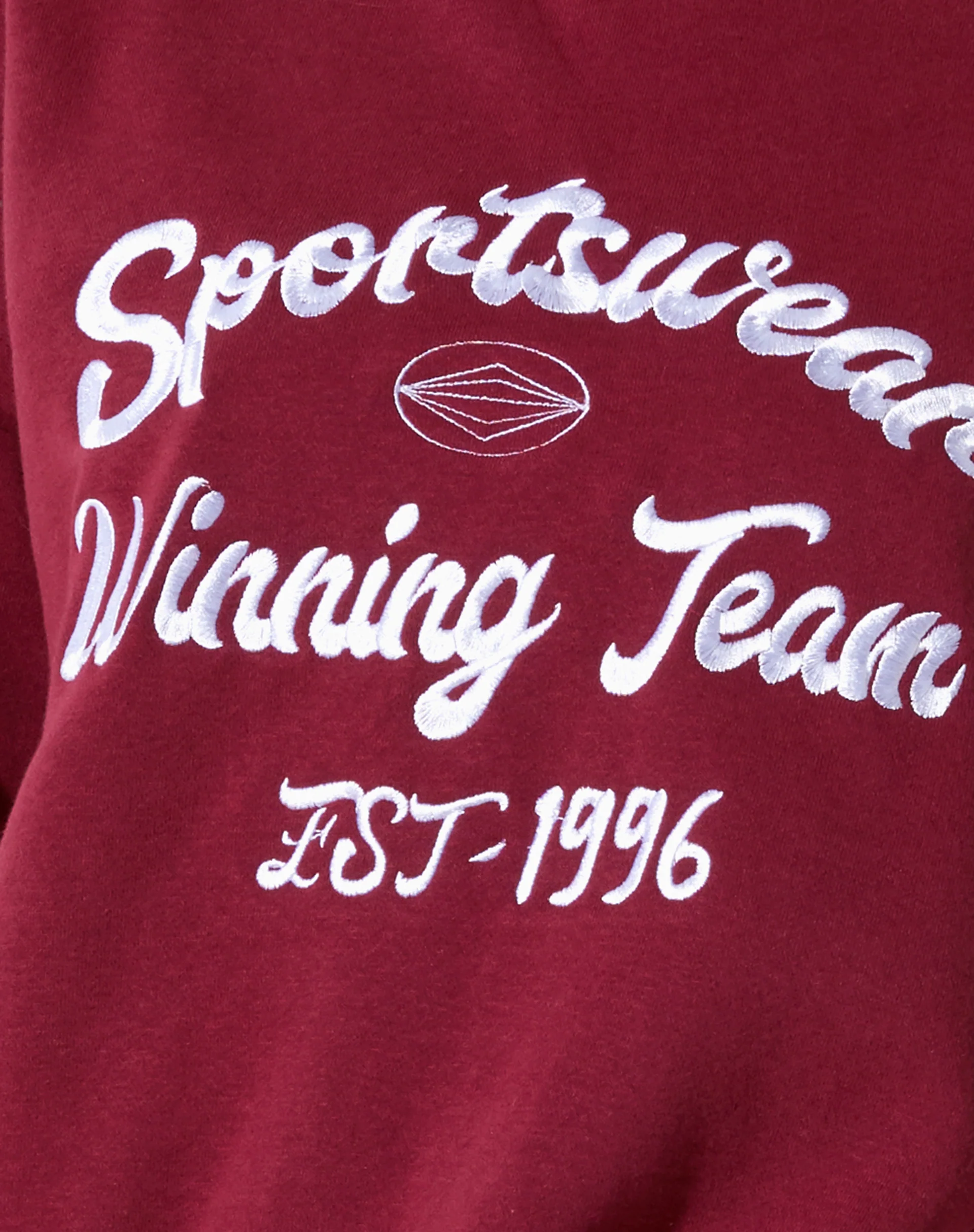 Glan Sweatshirt in Burgundy with 'Winning Team' Embro - Image 7