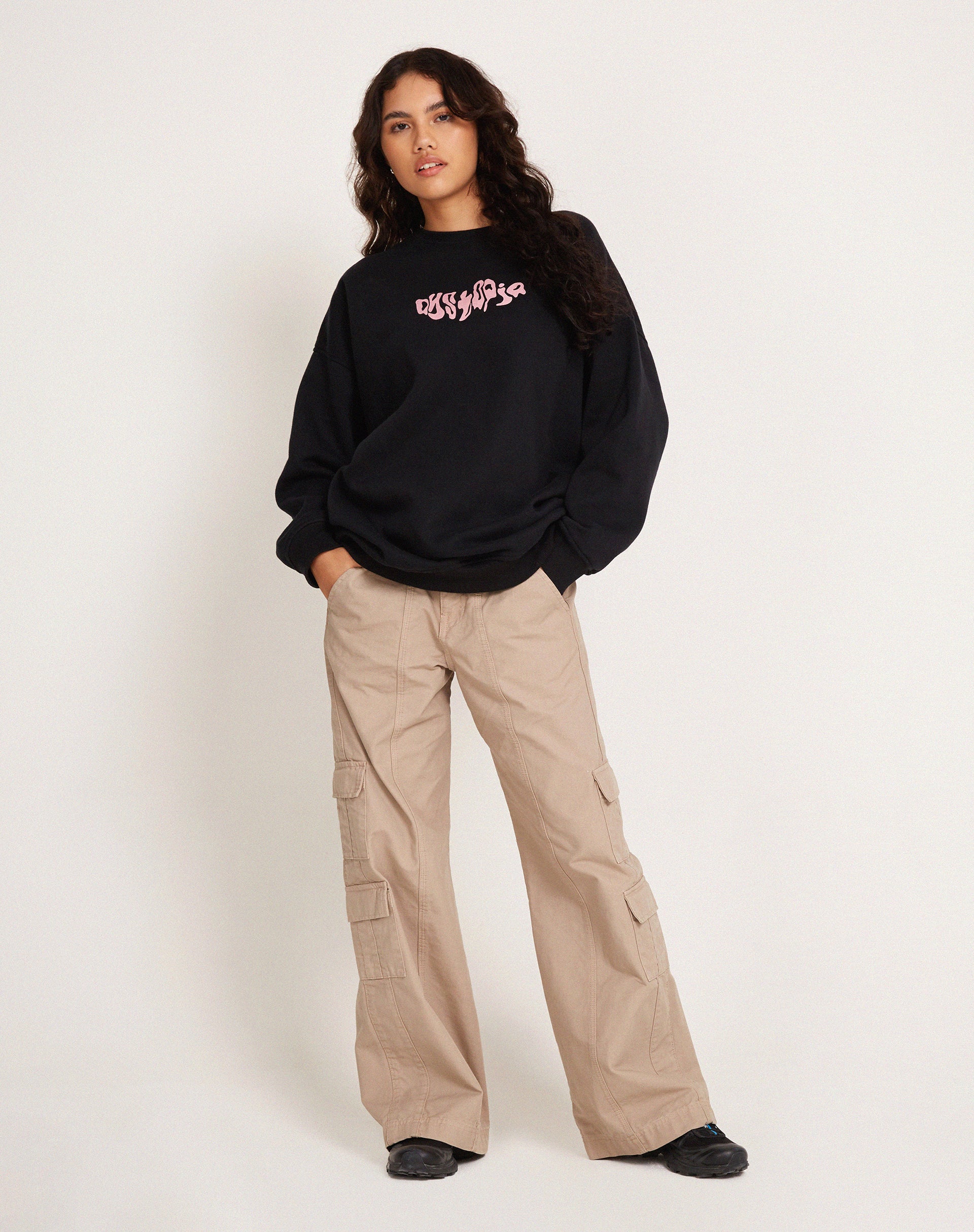 Glo Sweatshirt in Black with 'Dystopia' Motif - Image 3