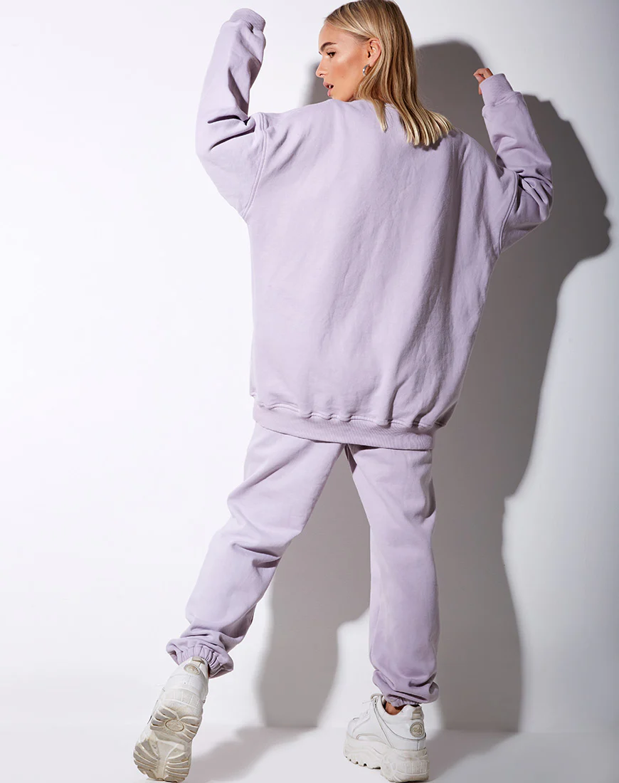 Glo Sweatshirt in Pastel Lilac Daisy Embro - Image 4