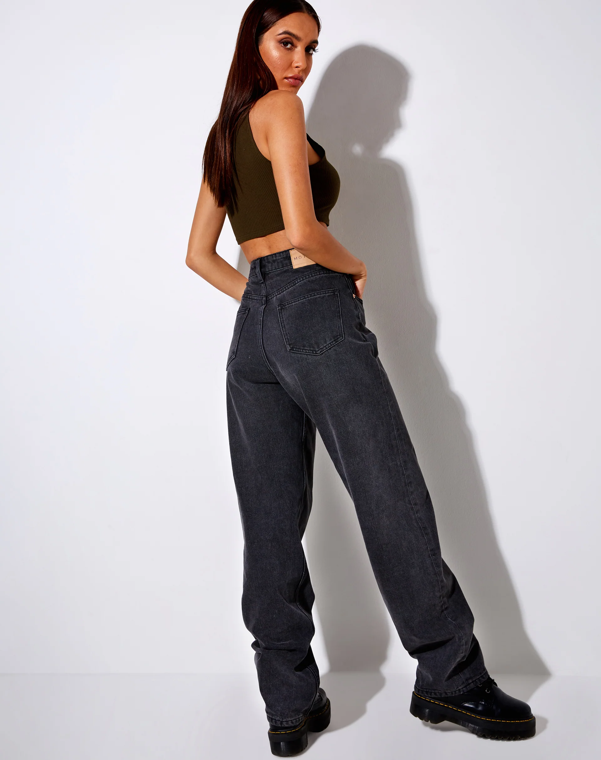 Guaco Crop Top in Rib Khaki - Image 4