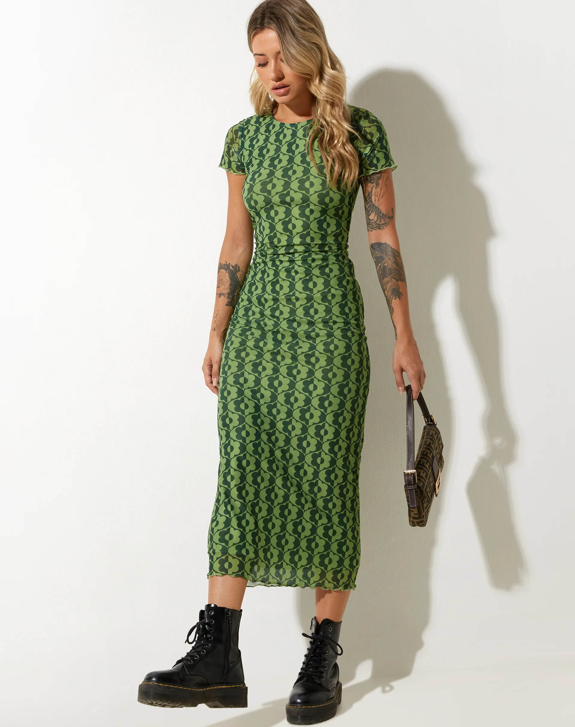 Happyella Midi Dress in Wavy Daisy Green - Image 2