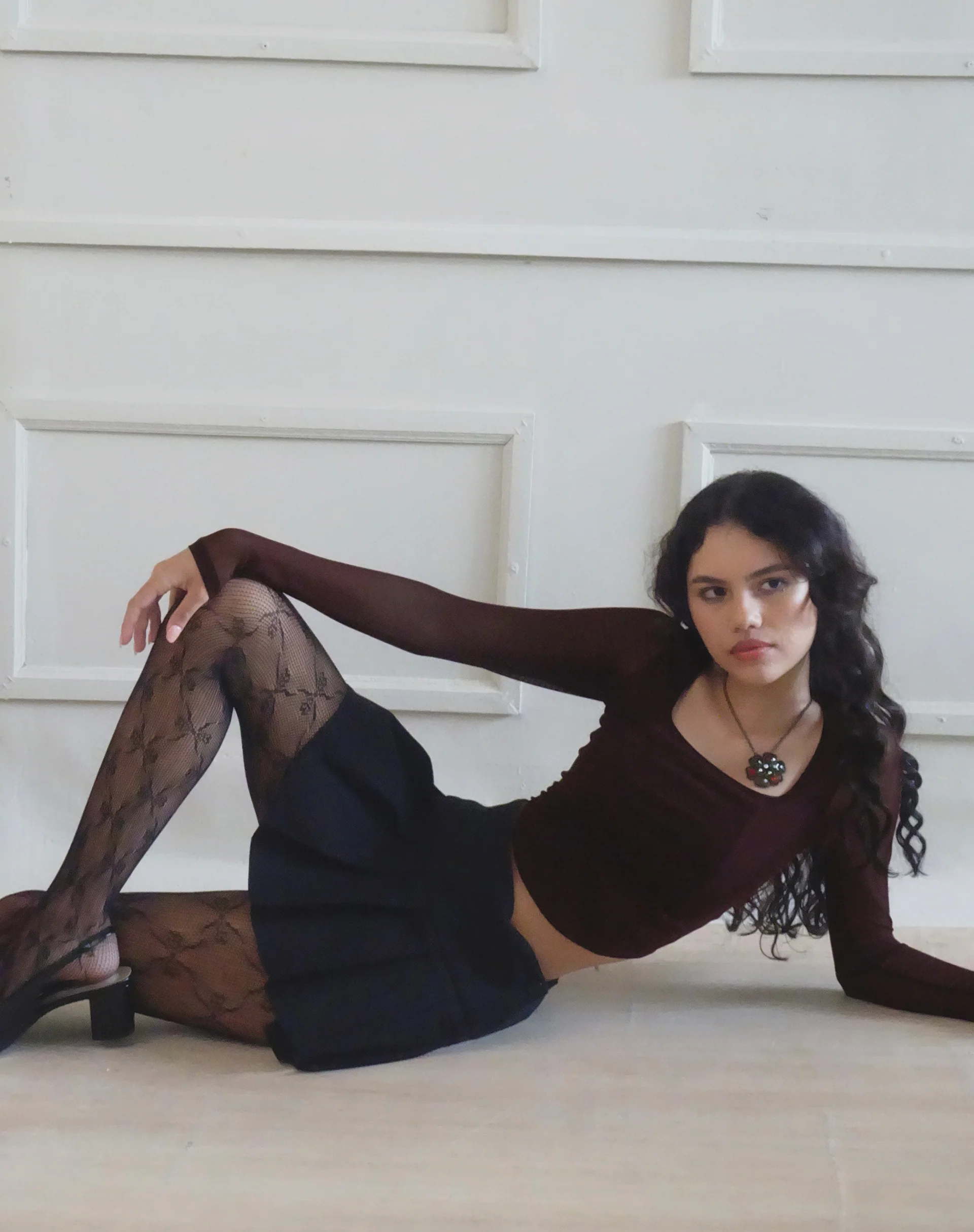 Helsiva Long Sleeve Crop Top in Mesh Burgundy - Image 2