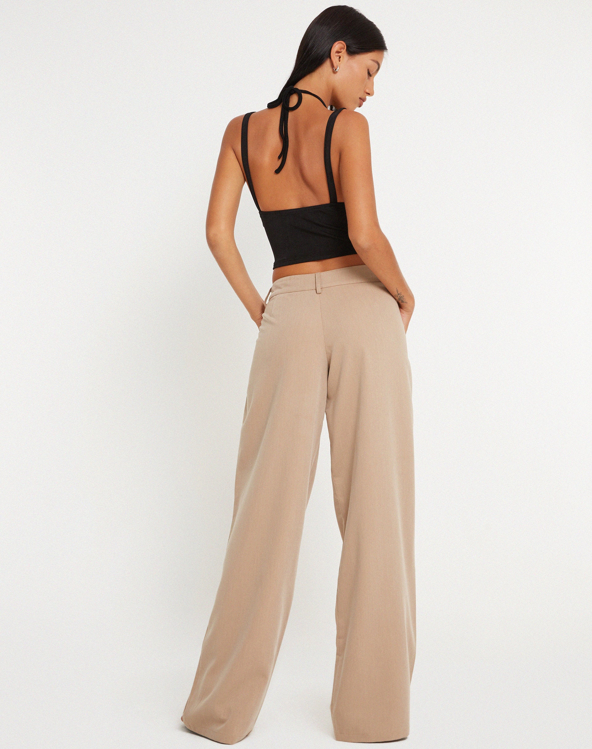 Hondra Wide Leg Trouser in Beige - Image 3