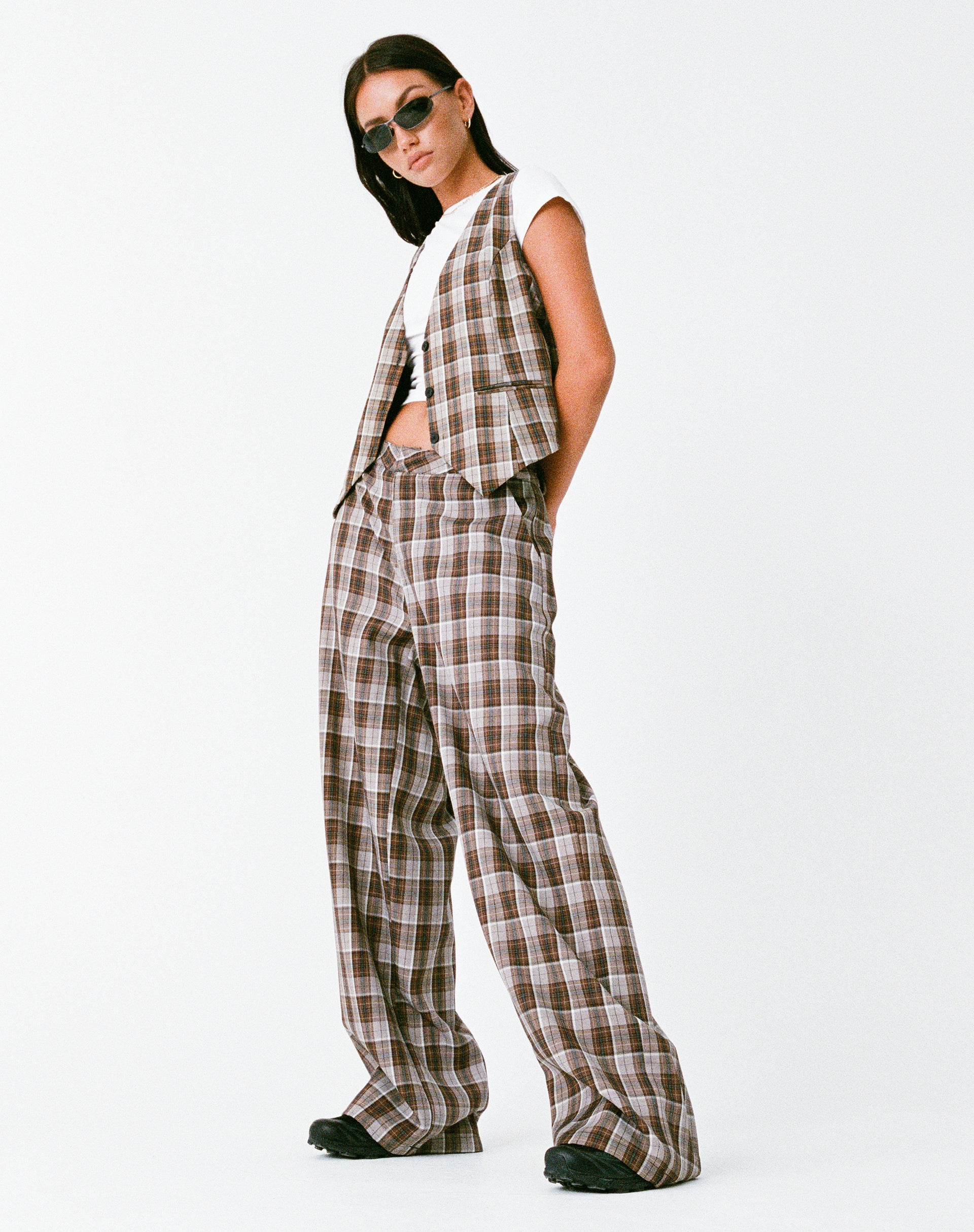 MOTEL X OLIVIA NEILL Hondra Trouser in Check Tan Brown - Image 3