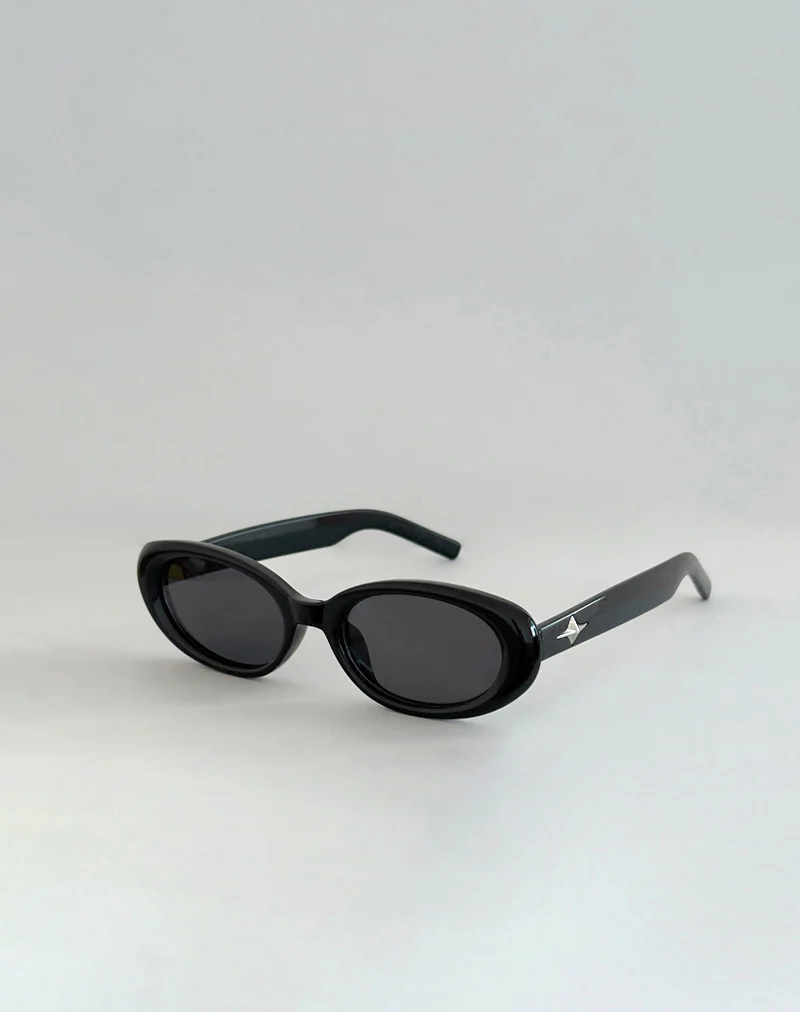 Imbri Oval Sunglasses in Black with Star - Image 3