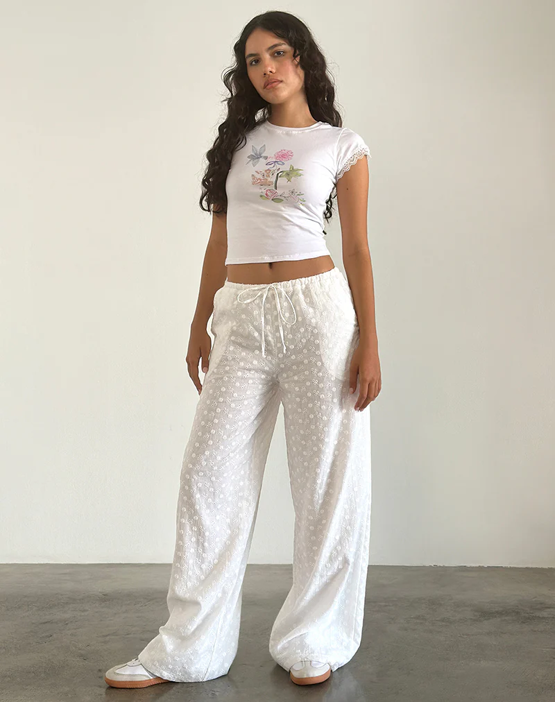 Izzy Top in White Floral Bunch - Image 3